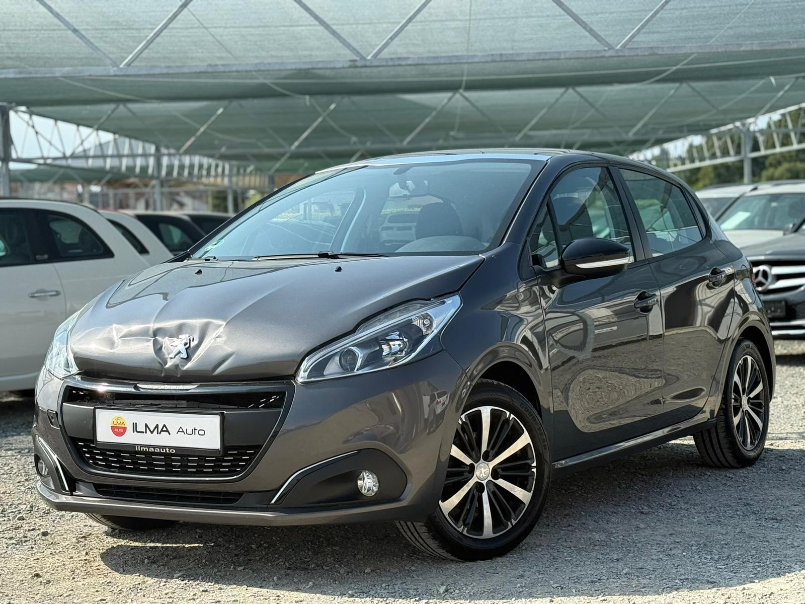 PEUGEOT 208 1.2 - 2018 GOD, fotografija 3