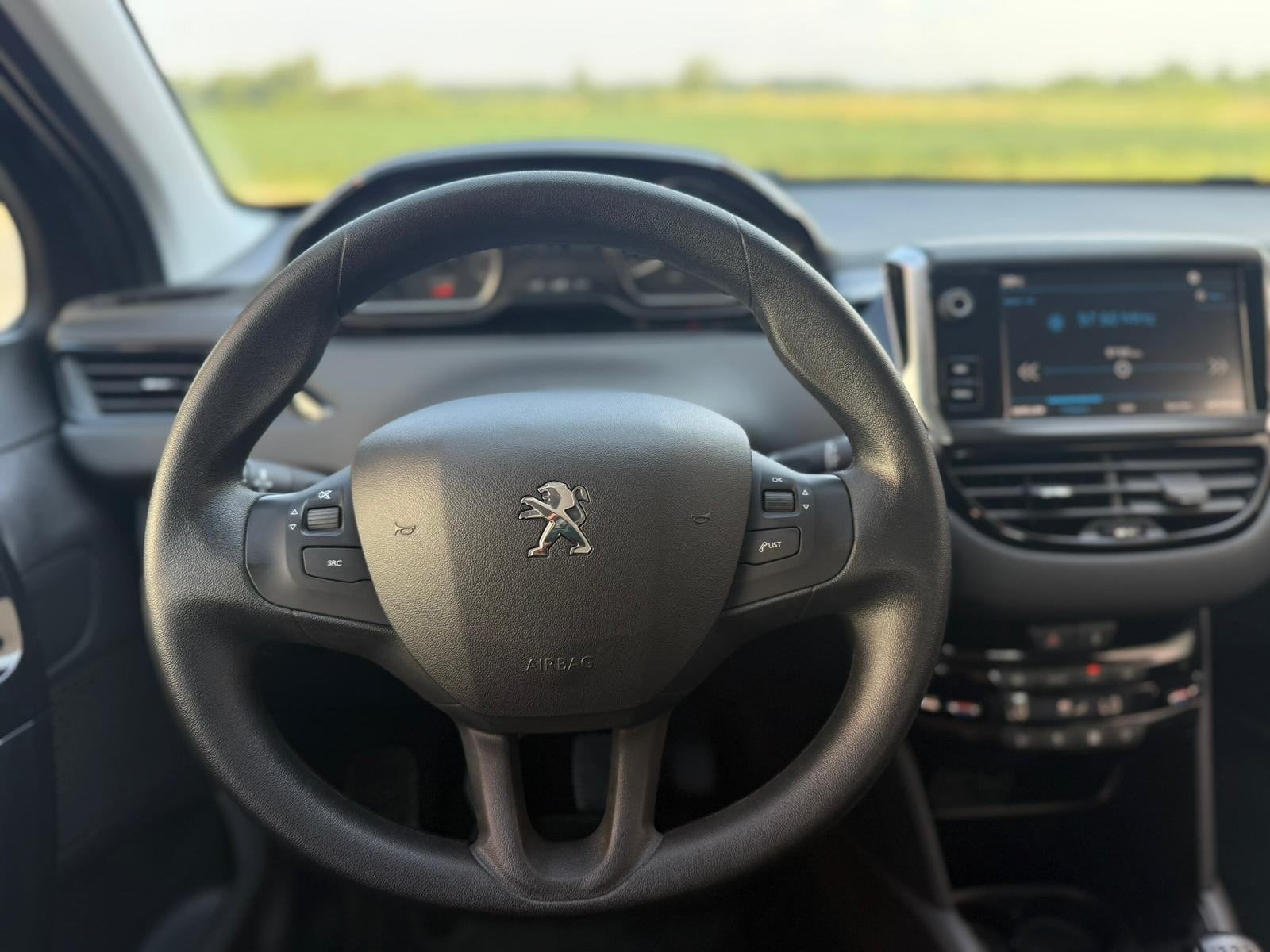 PEUGEOT 208 1.2 - 2018 GOD, fotografija 12