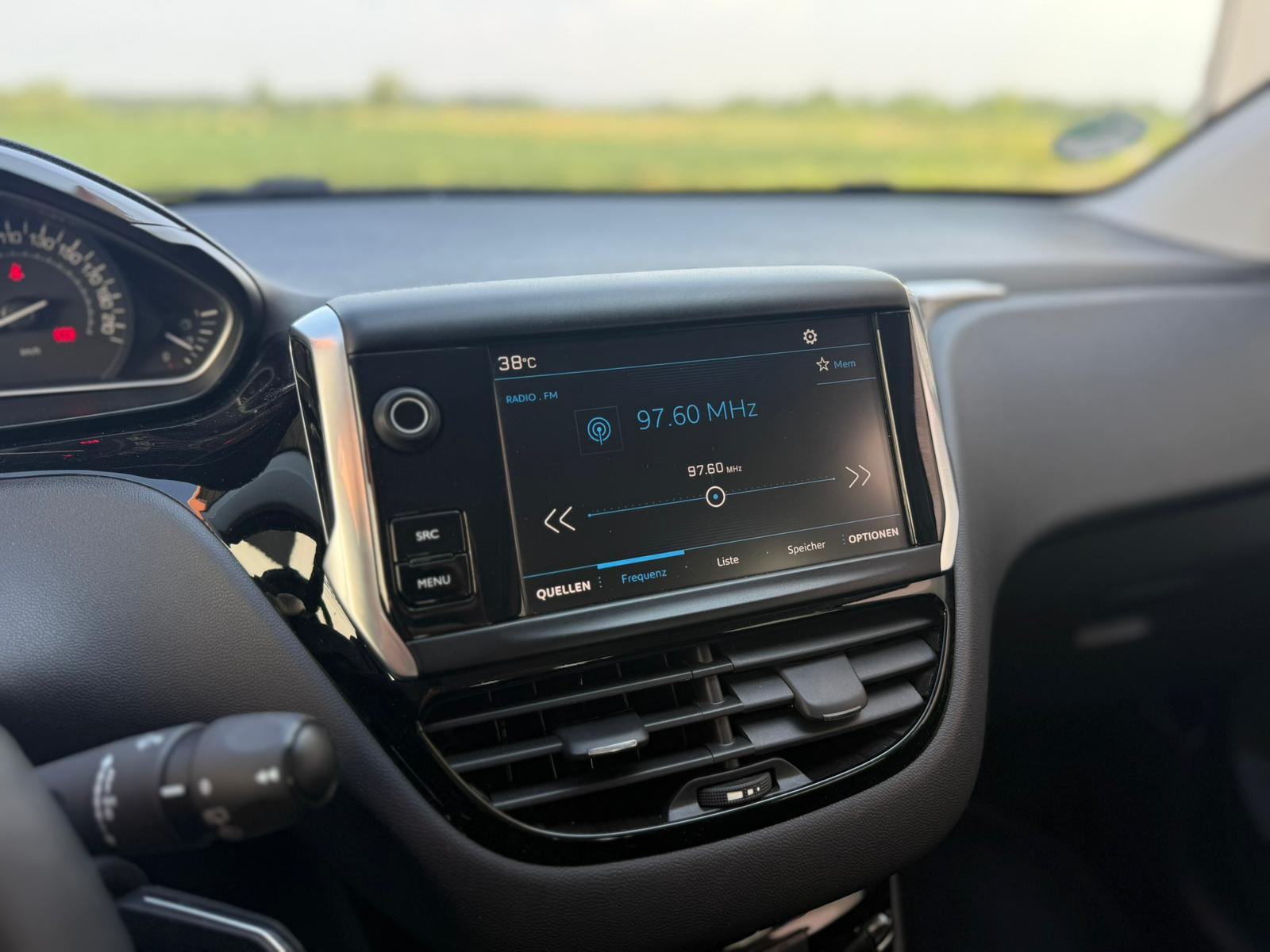 PEUGEOT 208 1.2 - 2018 GOD, fotografija 14