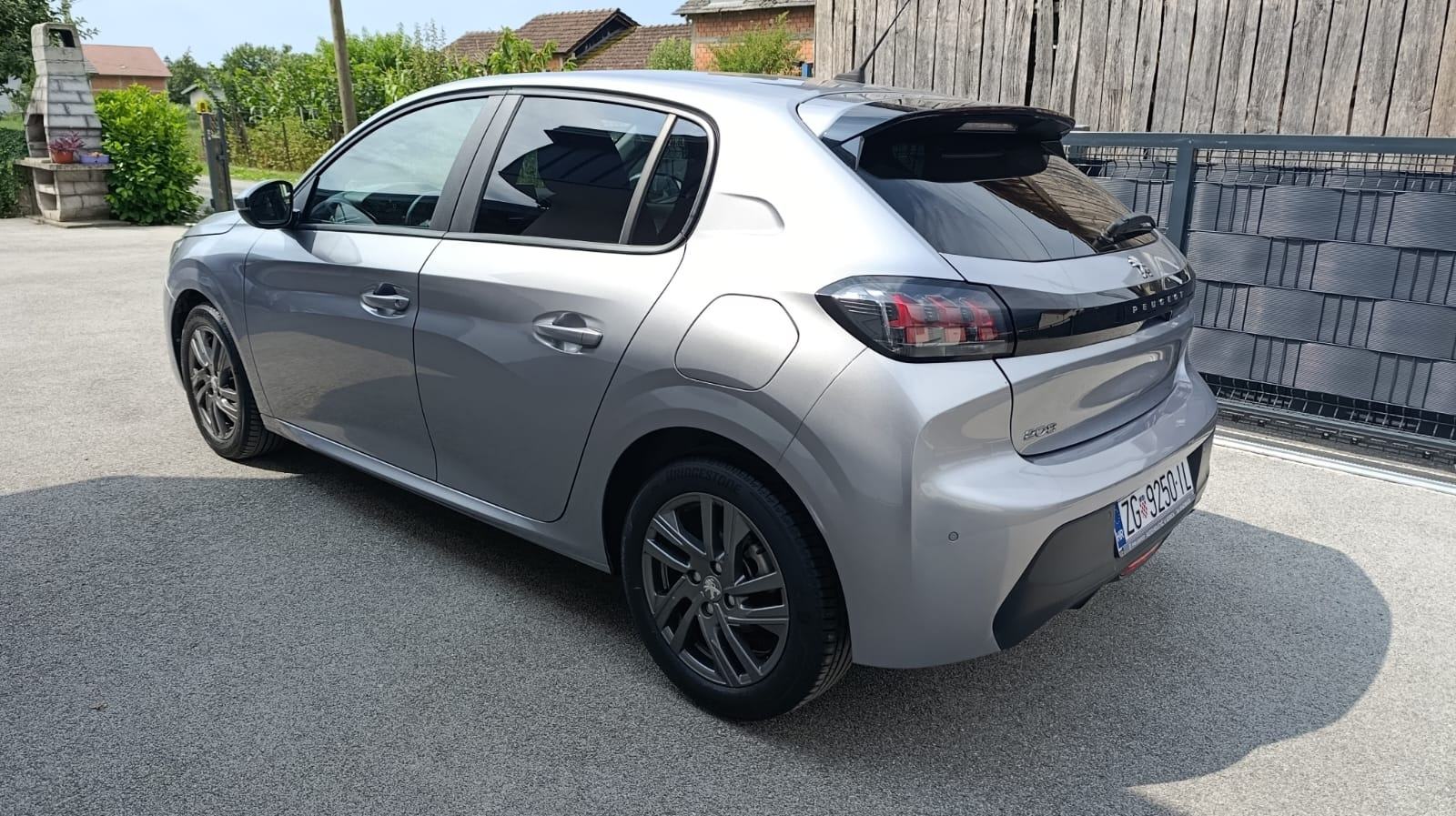 Peugeot 208 1.2 Active Business – odlično stanje, prvi vlasnik!, fotografija 4