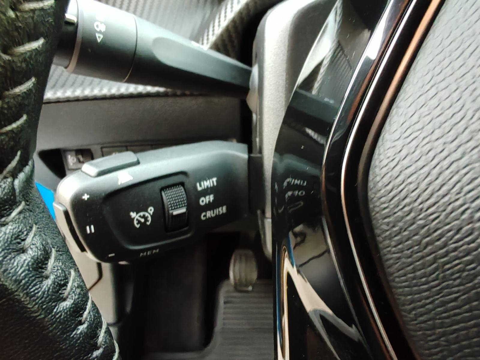 Peugeot 208 1,2, ALLURE 2021 G. 86000 KM, fotografija 15