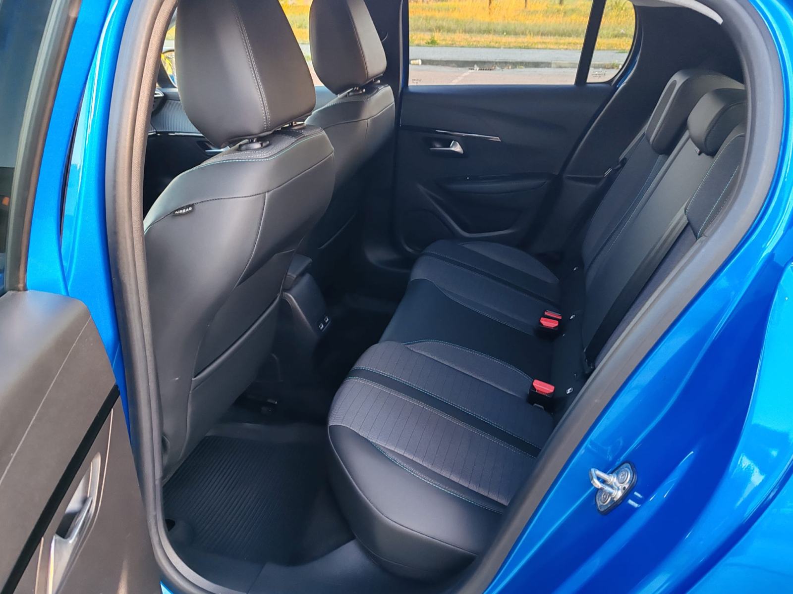 Peugeot 208 1,2, ALLURE 2021 G. 86000 KM, fotografija 9