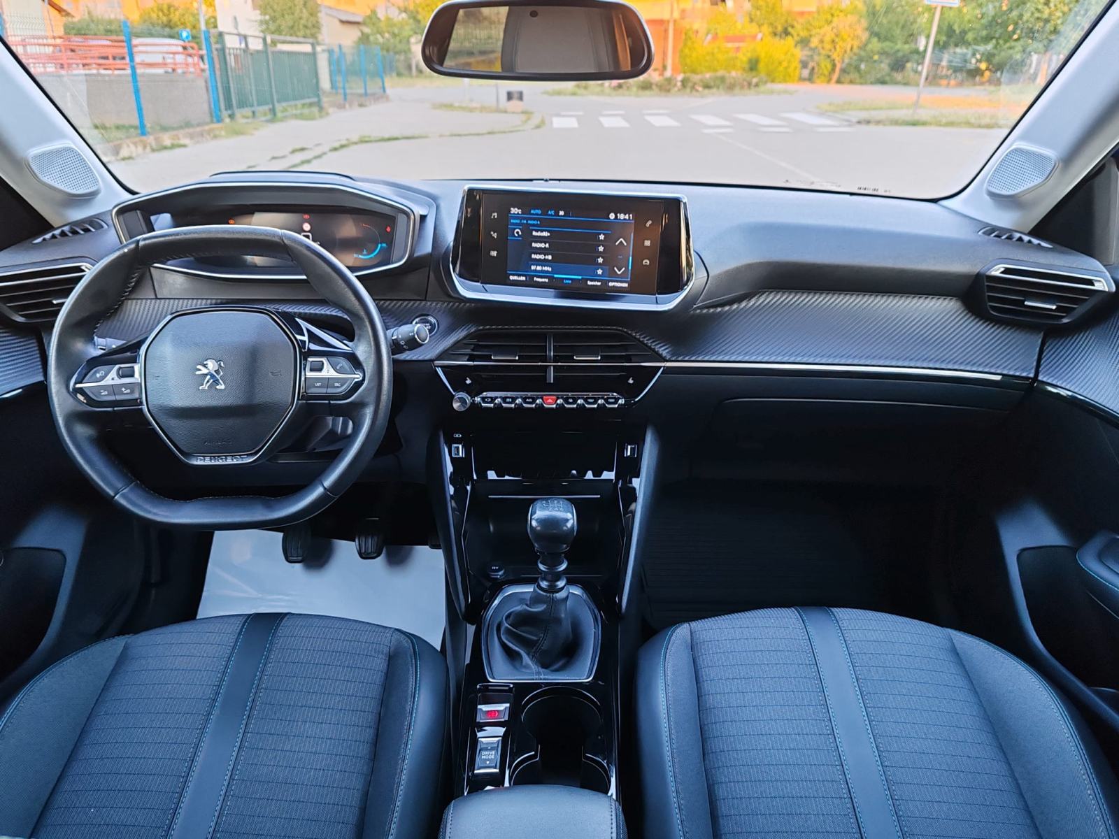 Peugeot 208 1,2, ALLURE 2021 G. 86000 KM, fotografija 13
