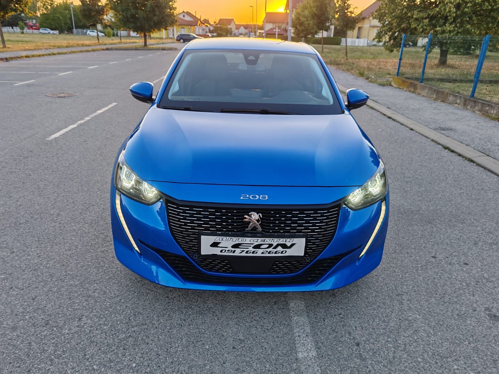 Peugeot 208 1,2, ALLURE 2021 G. 86000 KM, fotografija 2