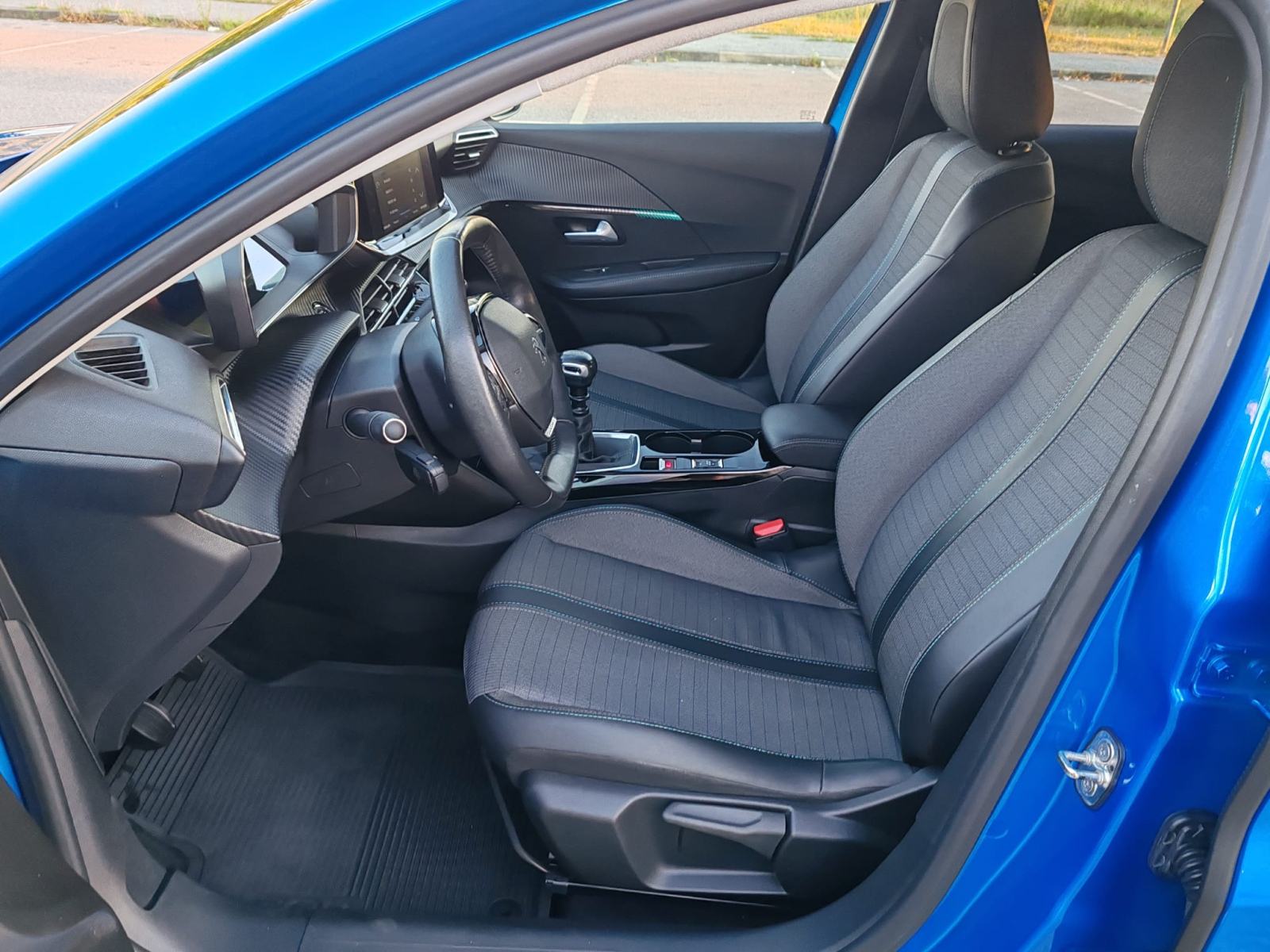 Peugeot 208 1,2, ALLURE 2021 G. 86000 KM, fotografija 8