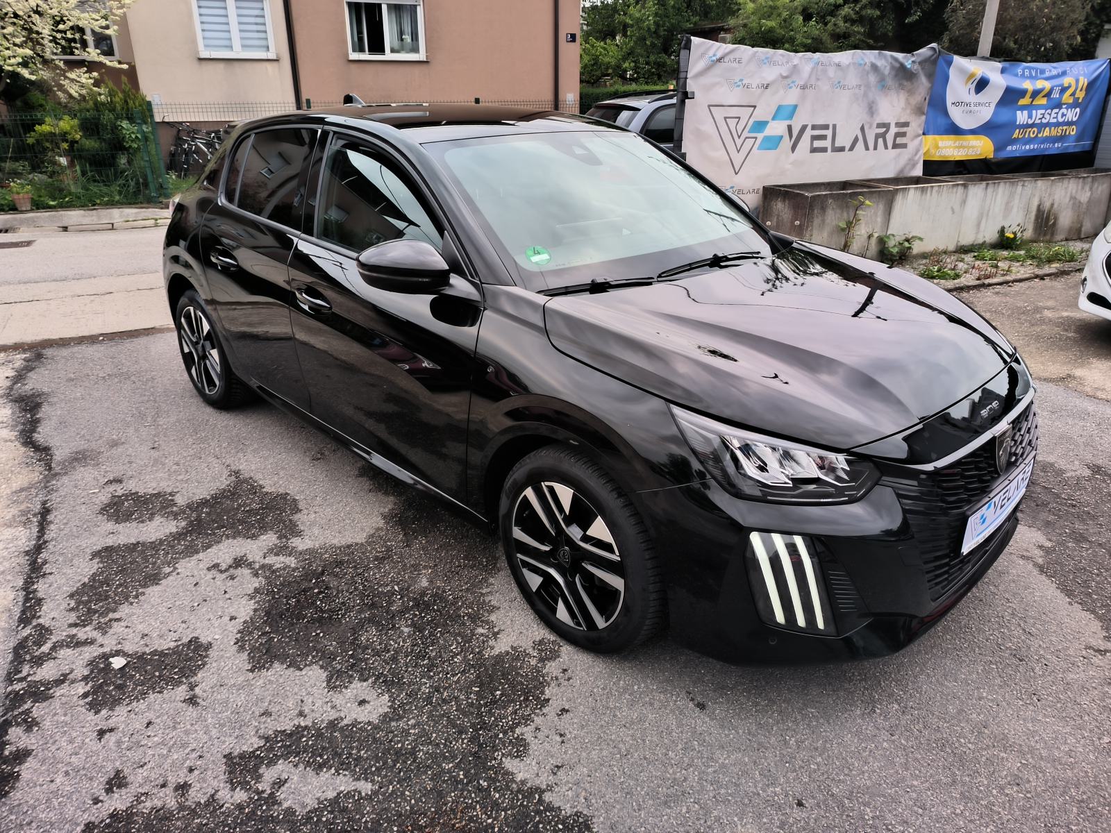 Peugeot 208 1.2 ALLURE, AUTOMATIK, SERVISNA, JAMSTVO, REG. 1 GODINU, fotografija 2