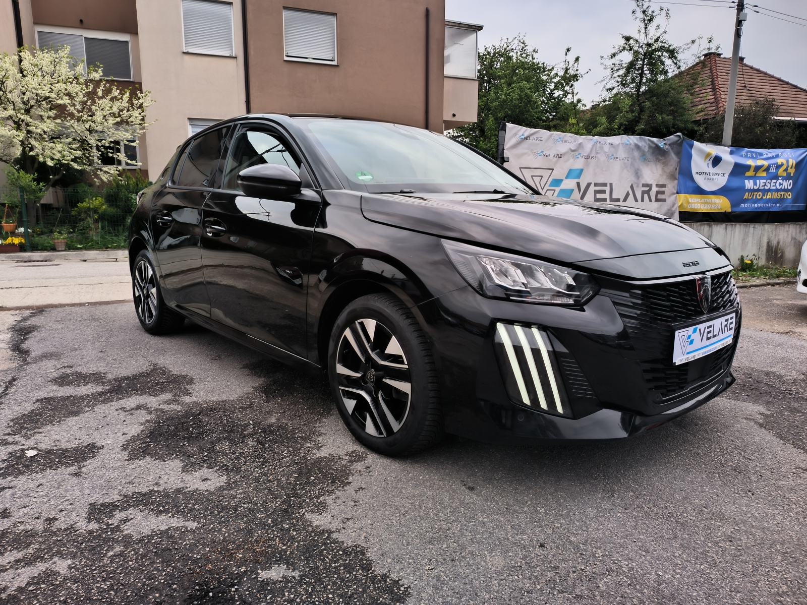 Peugeot 208 1.2 ALLURE, AUTOMATIK, SERVISNA, JAMSTVO, REG. 1 GODINU, fotografija 3