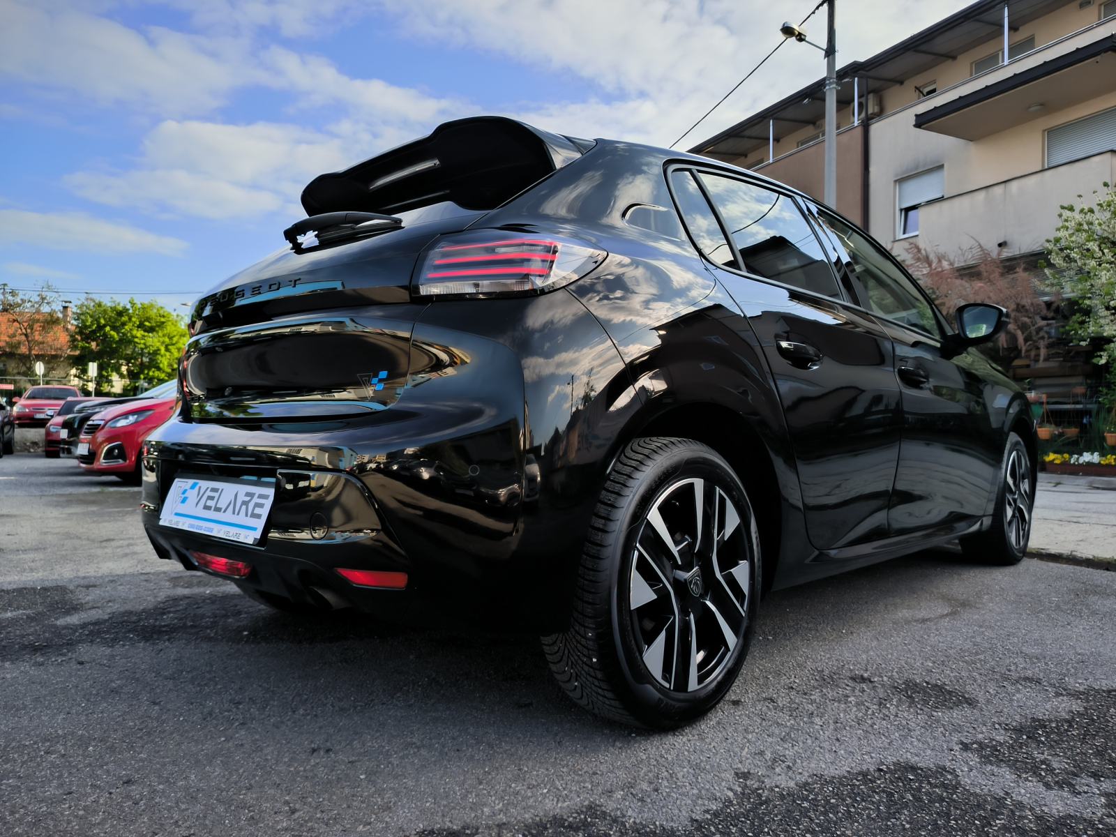Peugeot 208 1.2 ALLURE, AUTOMATIK, SERVISNA, JAMSTVO, REG. 1 GODINU, fotografija 9