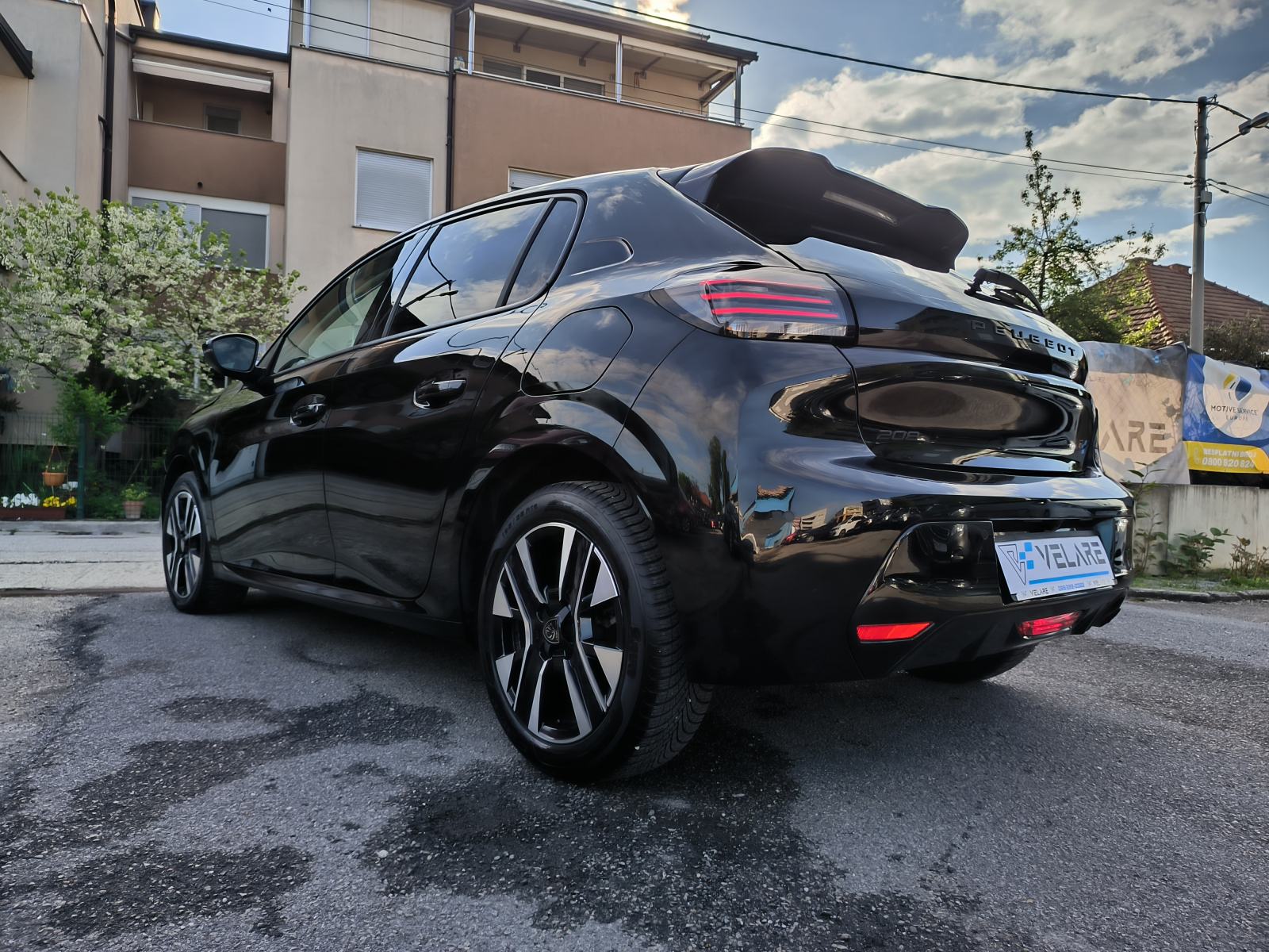 Peugeot 208 1.2 ALLURE, AUTOMATIK, SERVISNA, JAMSTVO, REG. 1 GODINU, fotografija 6