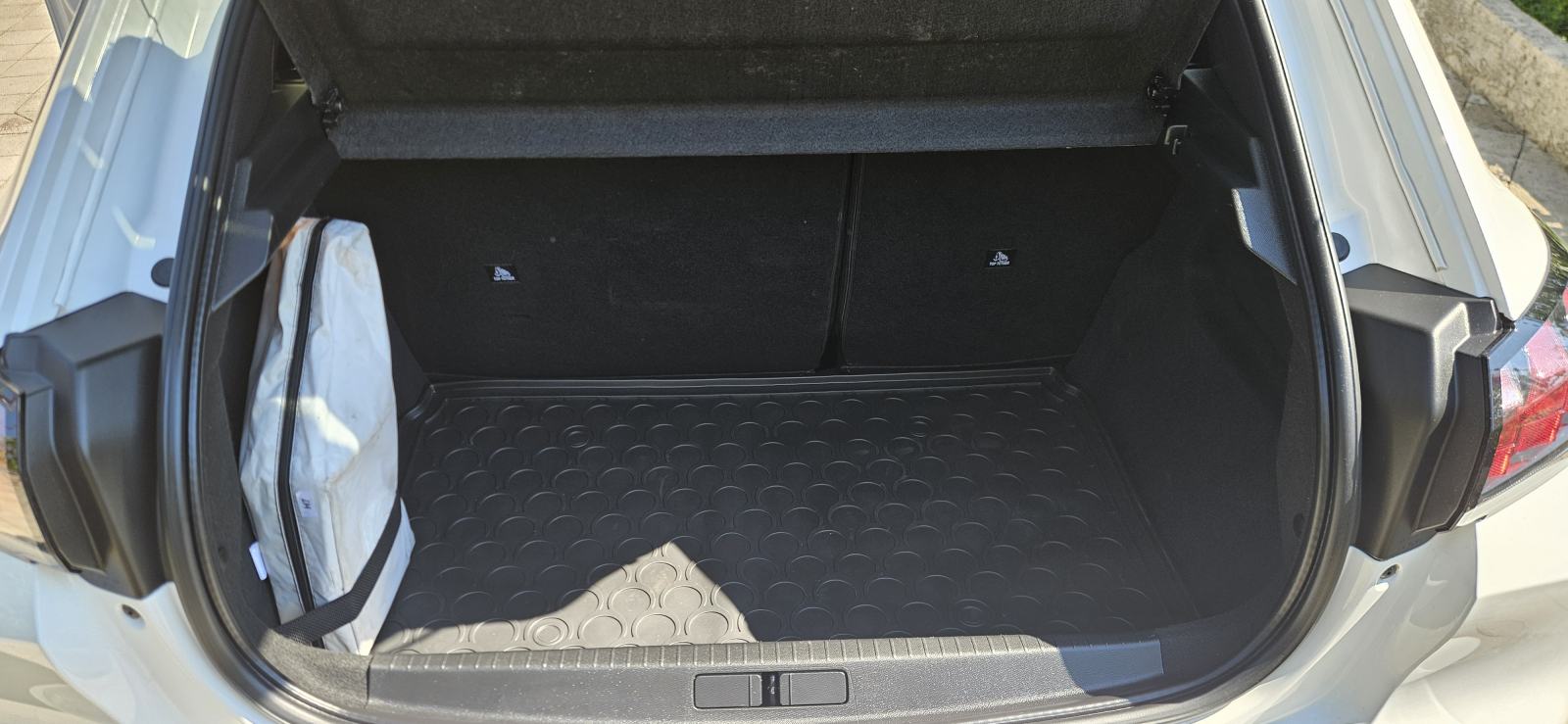 Peugeot 208 1,2, Ful Led, Kamera, Lane Assist..., fotografija 12