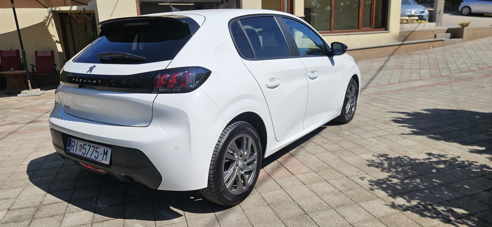 Peugeot 208 1,2, Ful Led, Kamera, Lane Assist..., fotografija 3