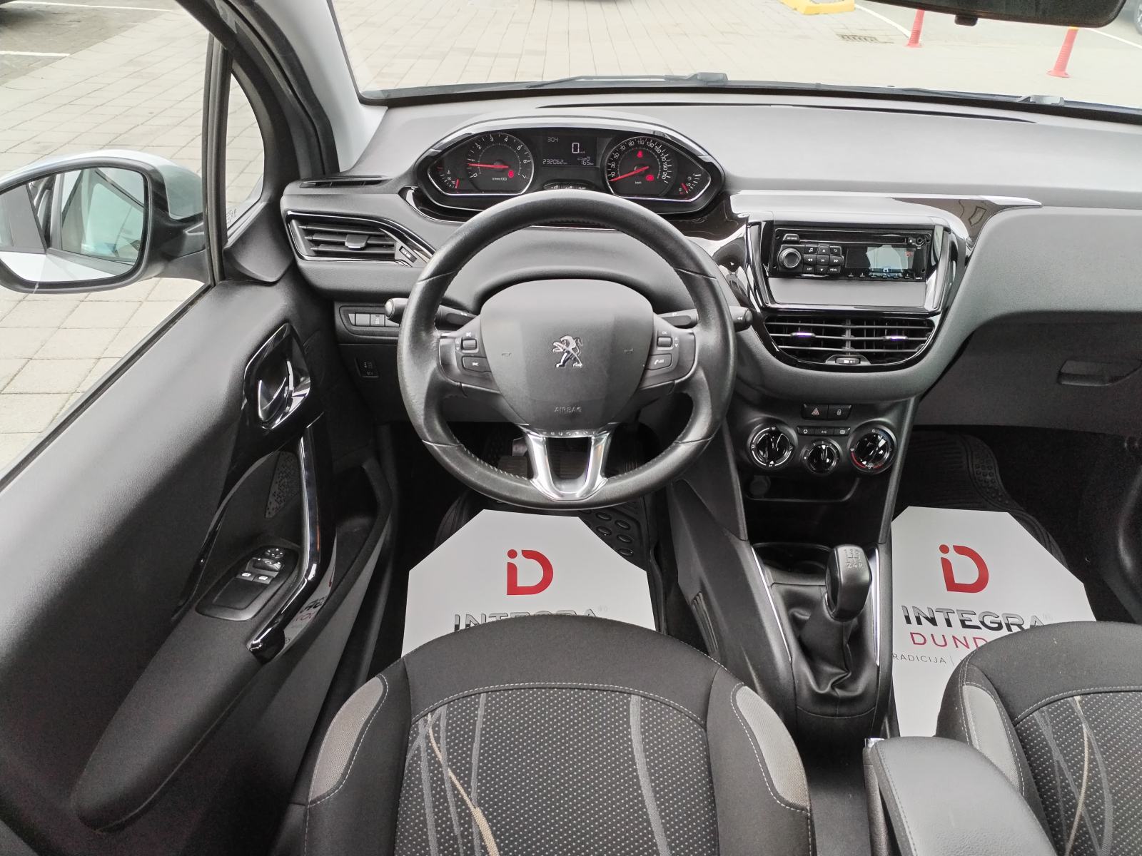Peugeot 208 1,2 HR AUTO, AUTOMATSKA KLIMA, TEMPOMAT, fotografija 10