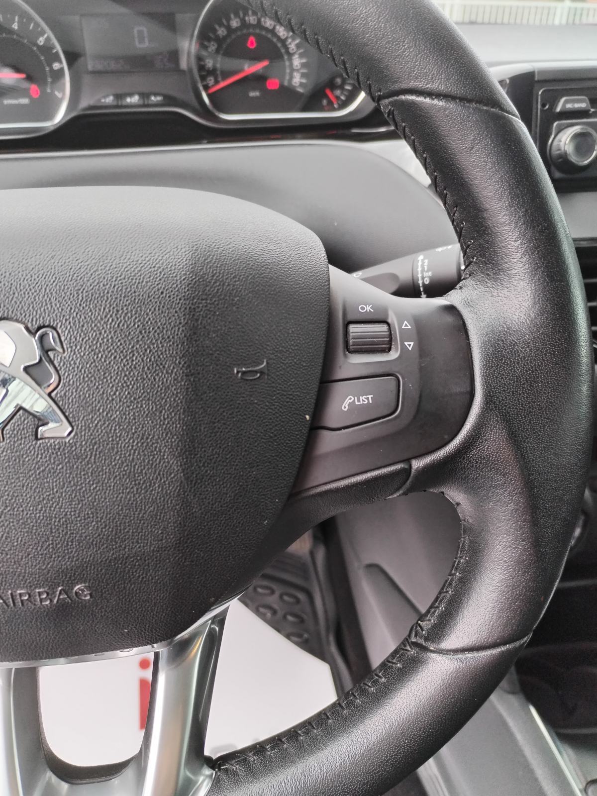 Peugeot 208 1,2 HR AUTO, AUTOMATSKA KLIMA, TEMPOMAT, fotografija 16