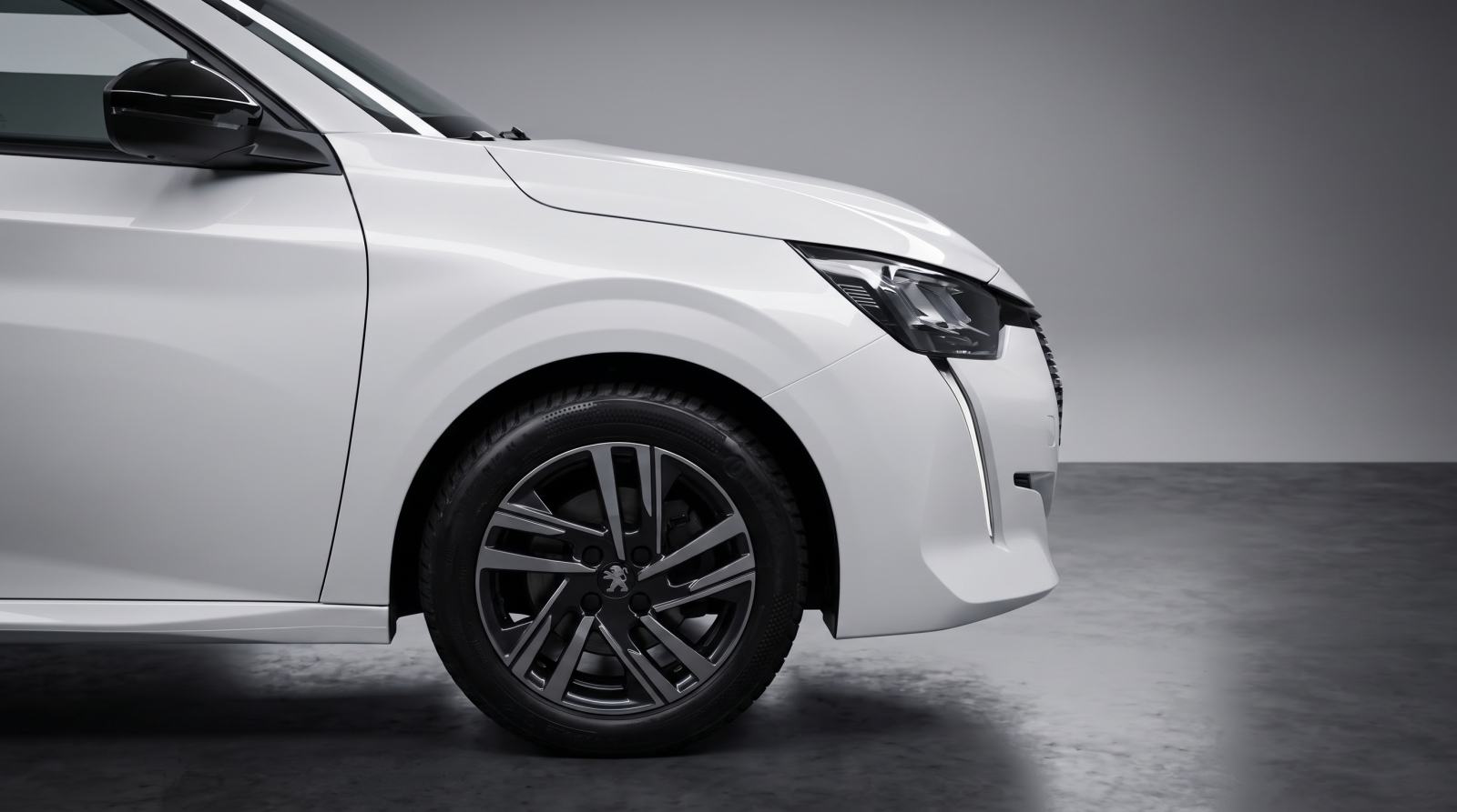Peugeot 208 1,2 MAX OPREMA ALLURE PACK 25000 KM NOV, fotografija 4