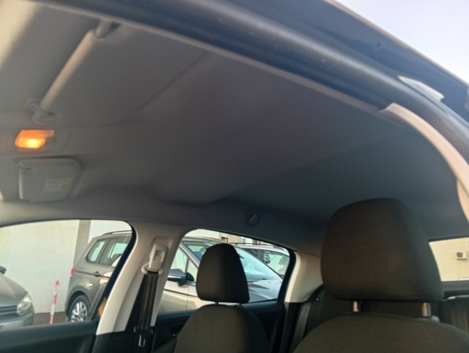 Peugeot 208 1,2 mod.2019 - 147 TKM/ ALU/ MEDIA/ 1.VLASNIK/ V.SERVIS, fotografija 14