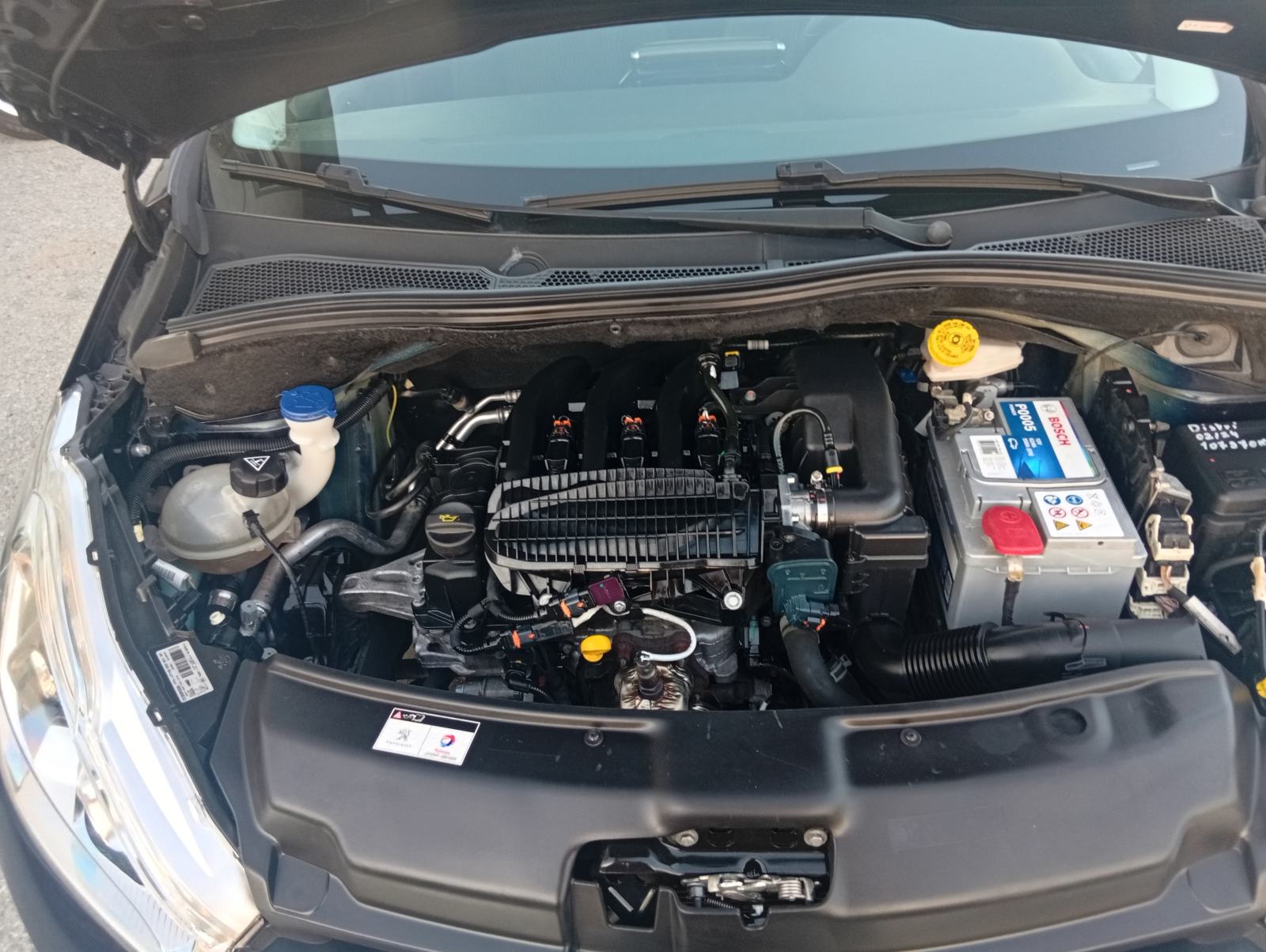 Peugeot 208 1,2 mod.2019 - 147 TKM/ ALU/ MEDIA/ 1.VLASNIK/ V.SERVIS, fotografija 15