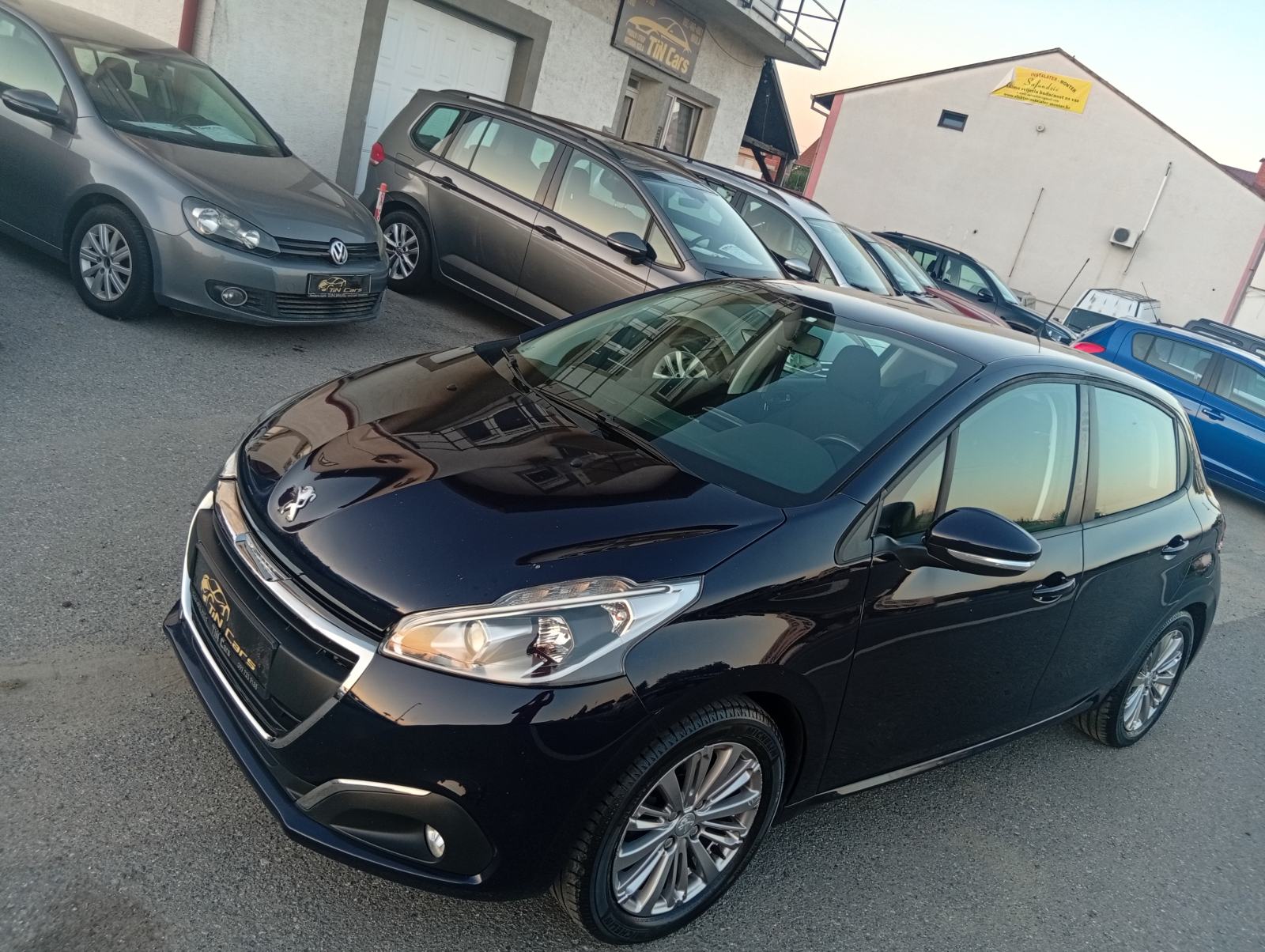 Peugeot 208 1,2 mod.2019 - 147 TKM/ ALU/ MEDIA/ 1.VLASNIK/ V.SERVIS, fotografija 3