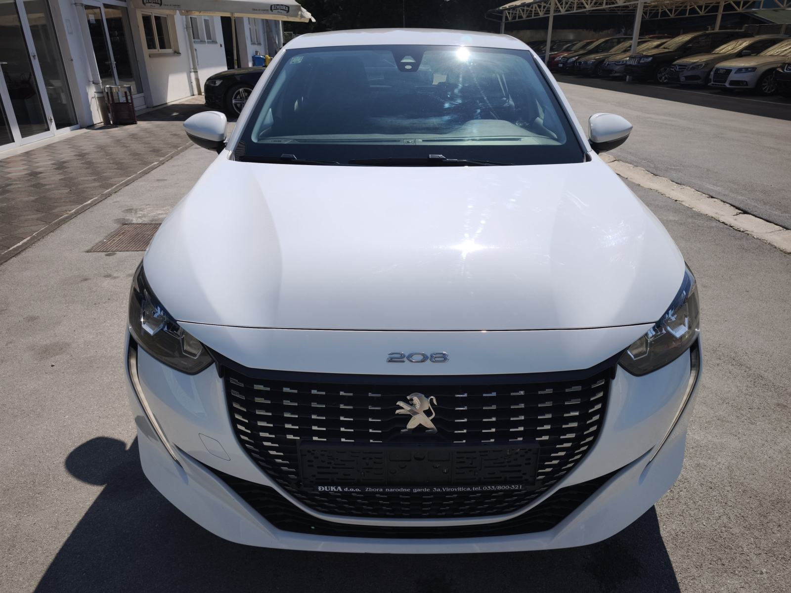 Peugeot 208 1,2 NAVI TEMPOMAT PARKING SENZORI LED ANDROID MEDIA, fotografija 4