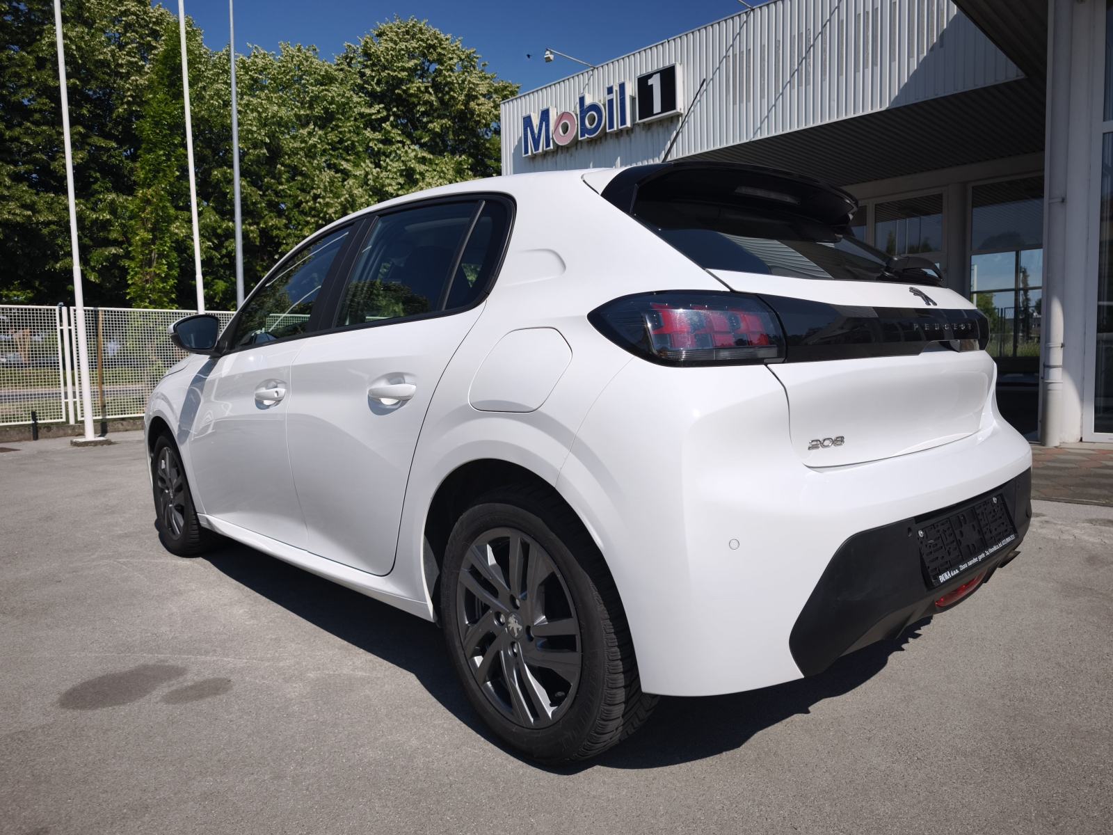 Peugeot 208 1,2 NAVI TEMPOMAT PARKING SENZORI LED ANDROID MEDIA, fotografija 8