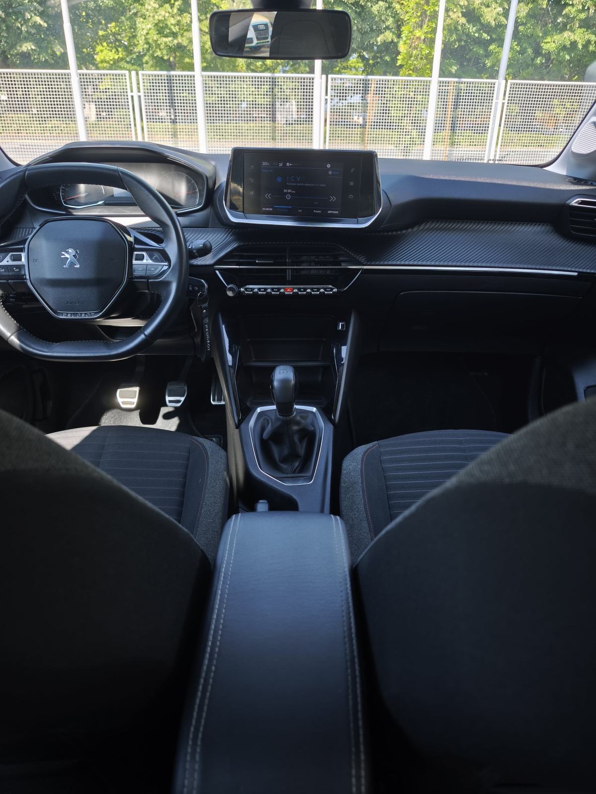 Peugeot 208 1,2 NAVI TEMPOMAT PARKING SENZORI LED ANDROID MEDIA, fotografija 17