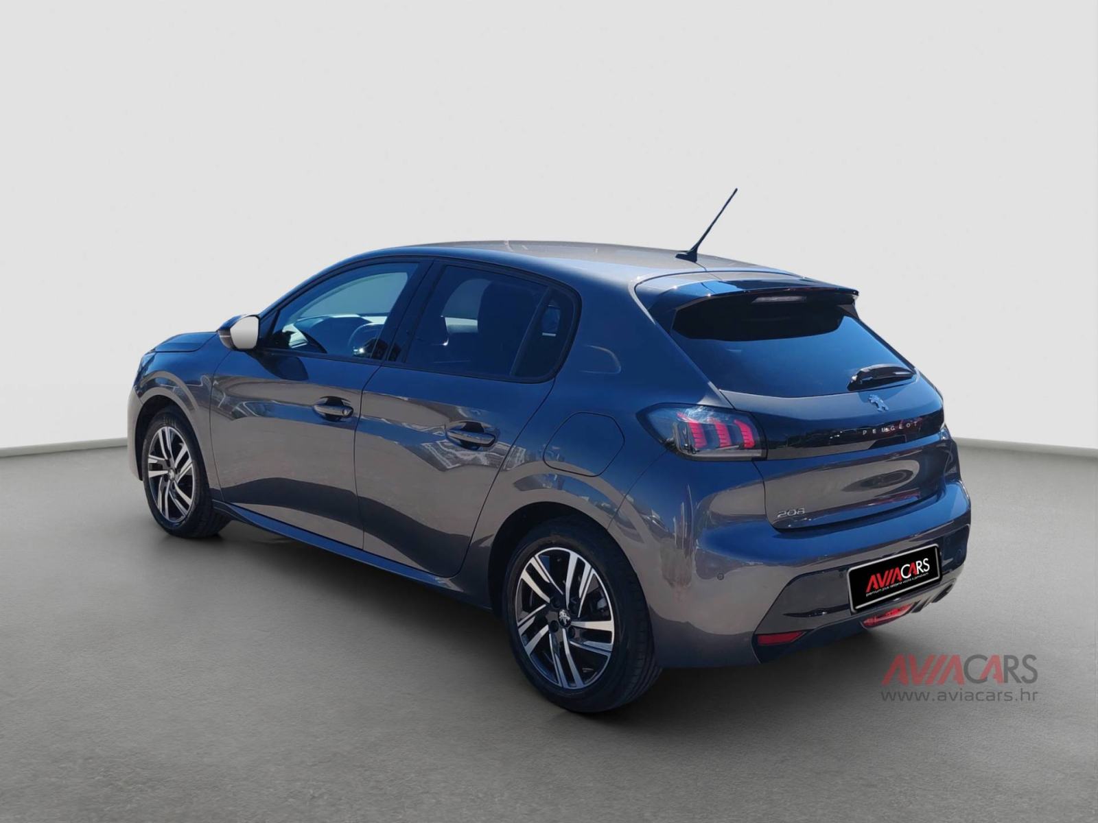 PEUGEOT 208 1.2 PureTech 100 KS ALLURE *VOZILO S JAMSTVOM*, fotografija 5