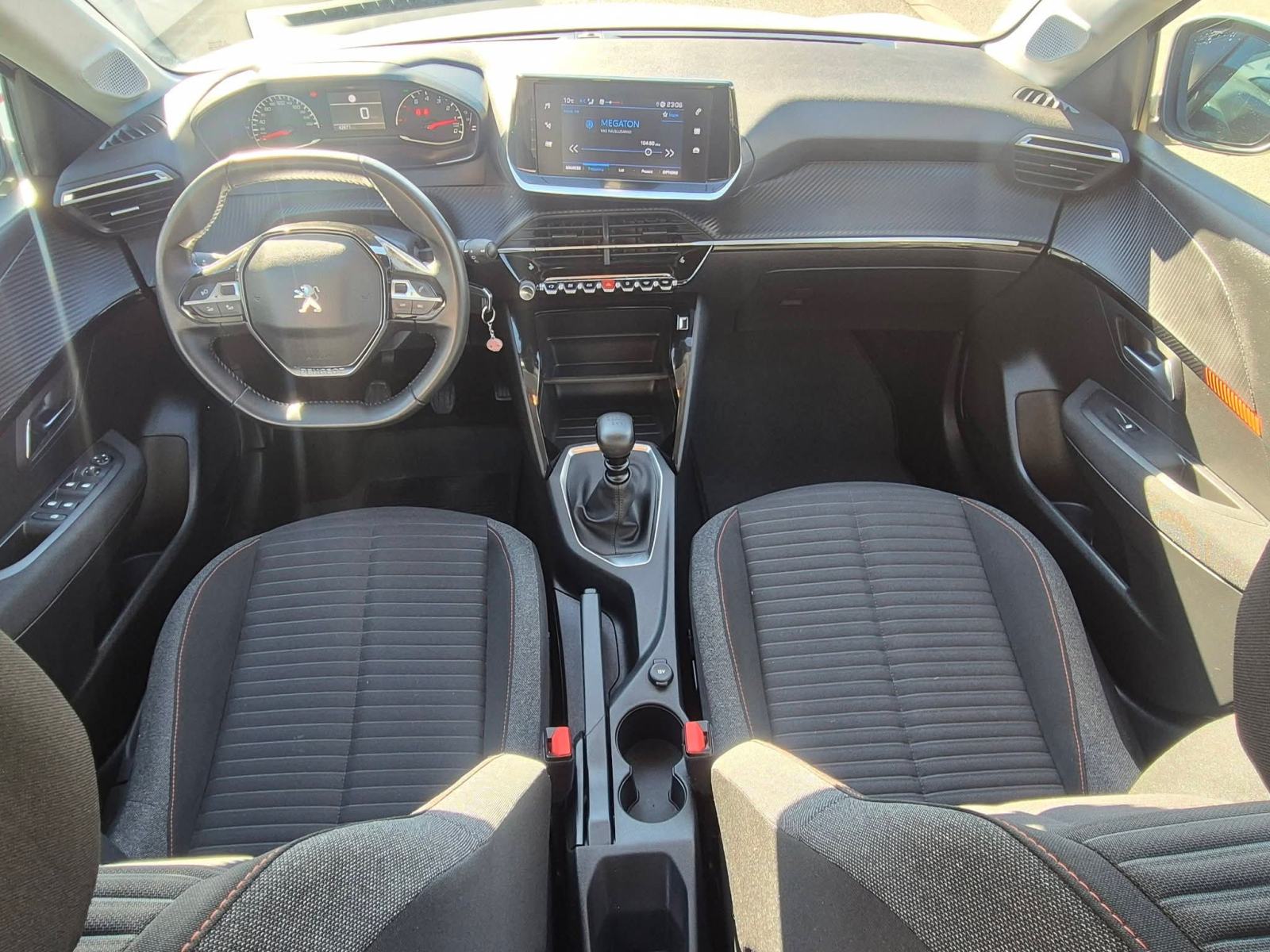 Peugeot 208 1,2, 100 Stt,samo 42 tkm,reg.god.dana,stanje NOVO, fotografija 14