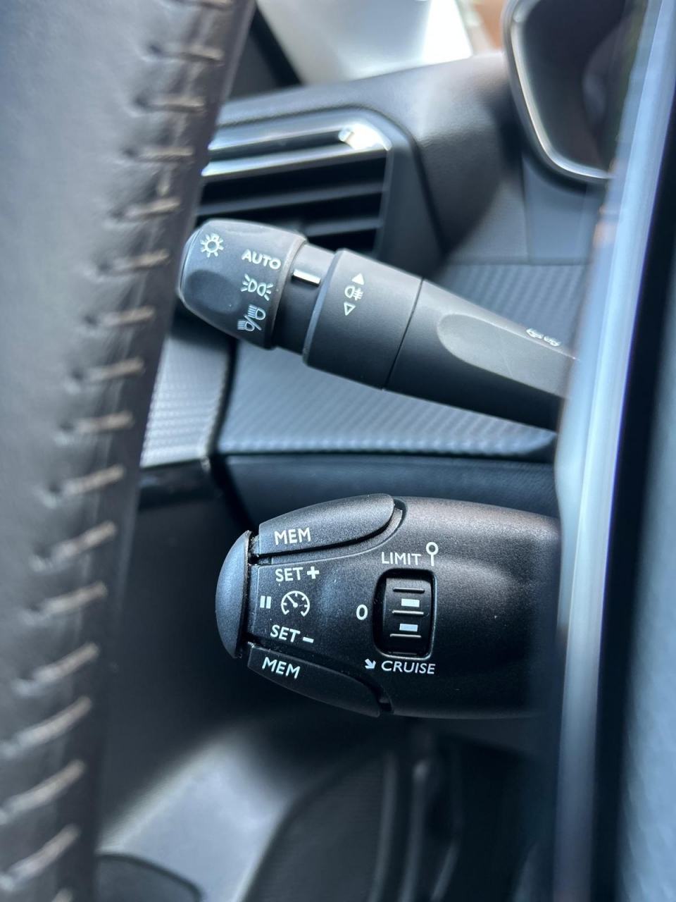 Peugeot 208 1,2 PureTech 100 Style, Veliki i mali servis, fotografija 6