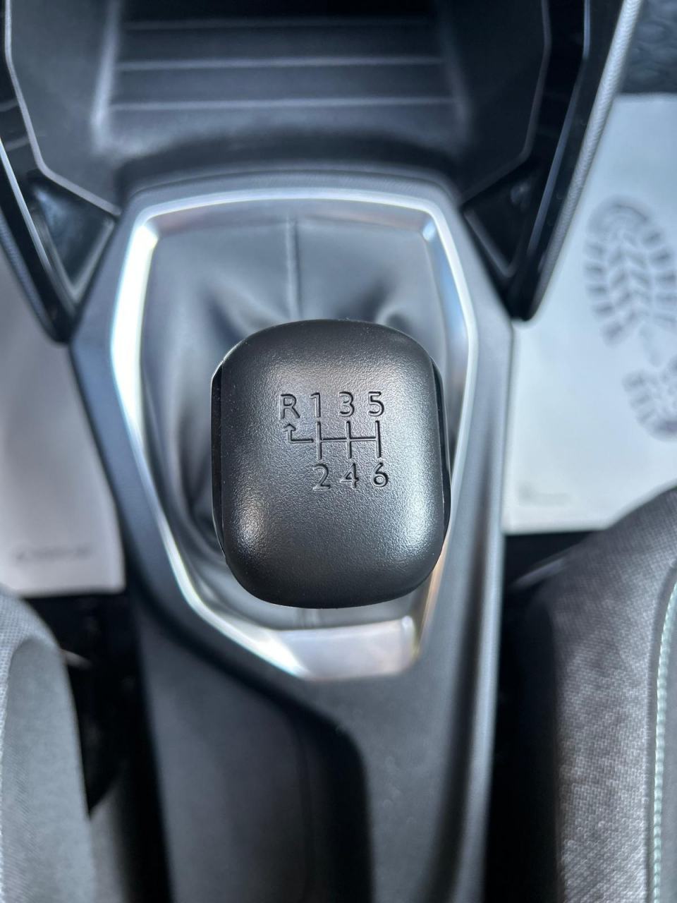 Peugeot 208 1,2 PureTech 100 Style, Veliki i mali servis, fotografija 12