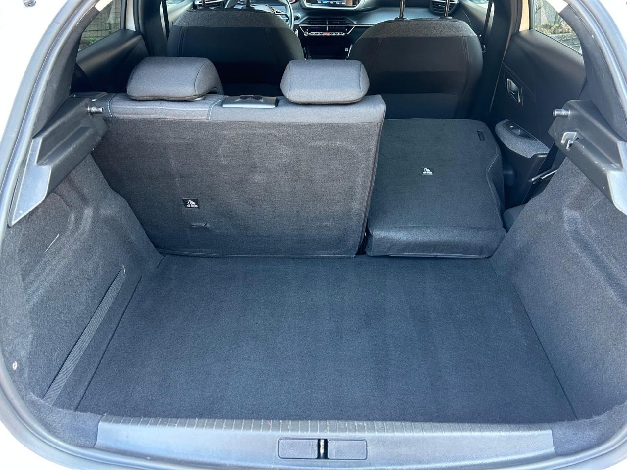 Peugeot 208 1,2 PureTech 100 Style, Veliki i mali servis, fotografija 20