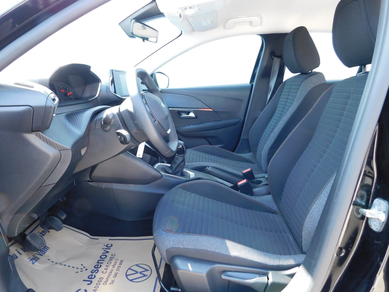 Peugeot 208 1,2 PureTech 75 S&S Active-LEASING BEZ UČEŠĆA!, fotografija 6