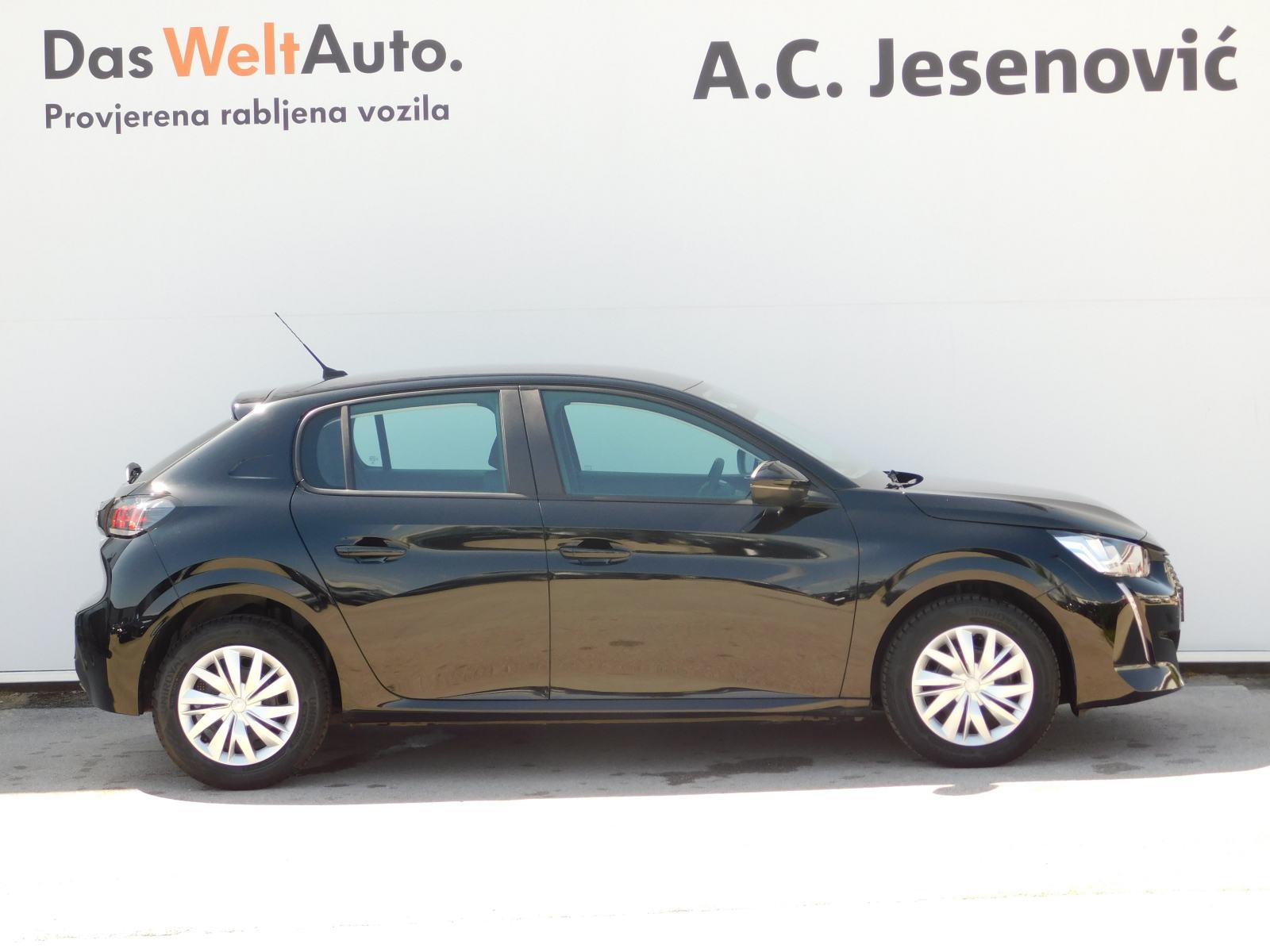 Peugeot 208 1,2 PureTech 75 S&S Active-LEASING BEZ UČEŠĆA!, fotografija 4
