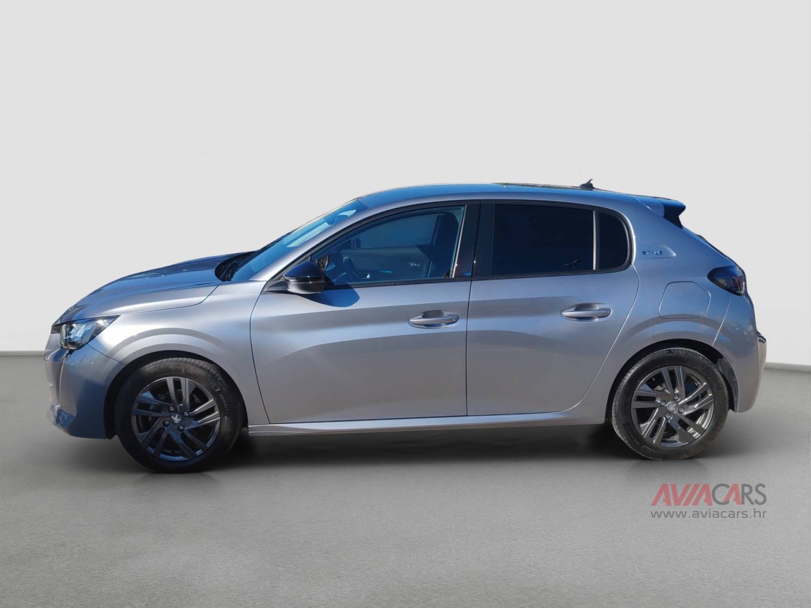 PEUGEOT 208 1.2 PureTech 75 KS STYLE *VOZILO S JAMSTVOM*, fotografija 8