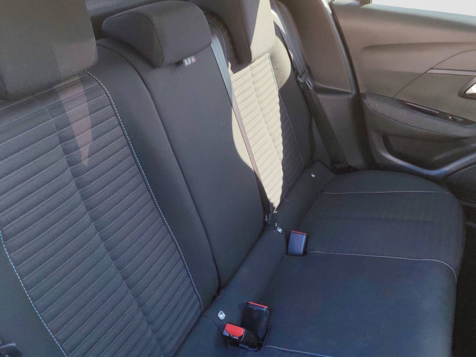 PEUGEOT 208 1.2 PureTech 75 KS STYLE *VOZILO S JAMSTVOM*, fotografija 19