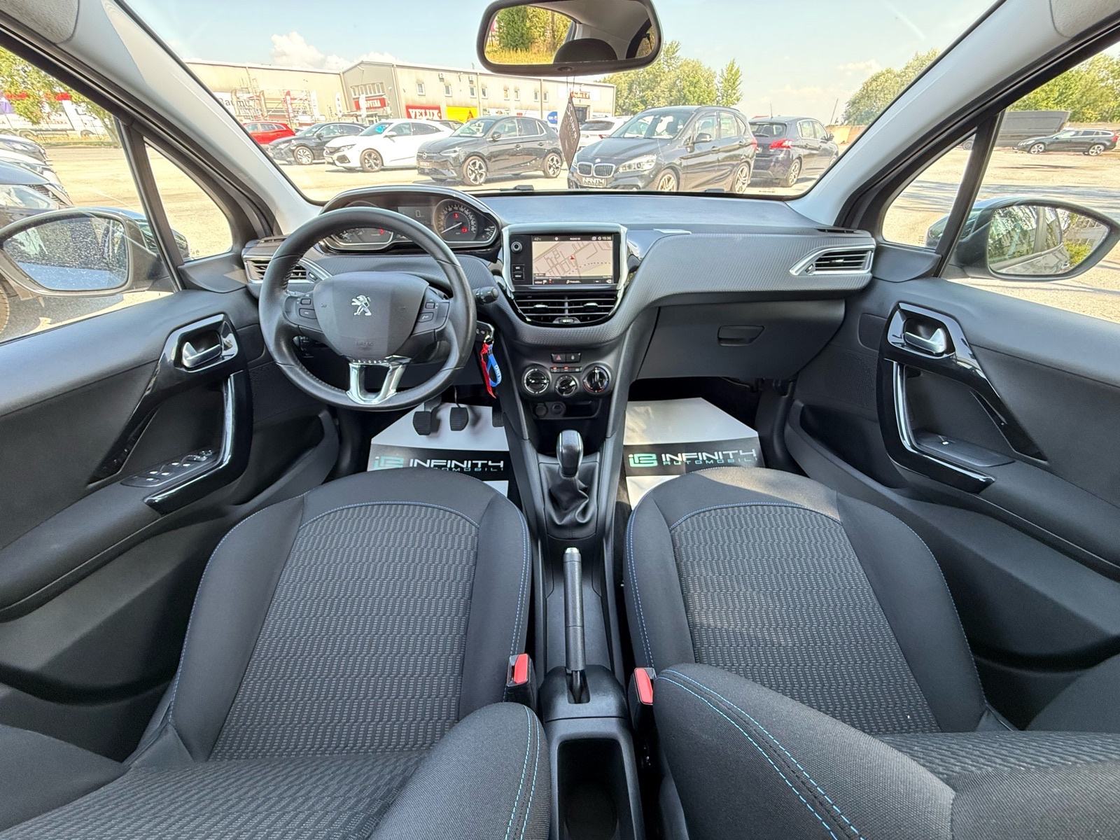 Peugeot 208 1,2 LEASING RATA 147€, NAVI, KLIMA, TEMP, GRATIS REG, fotografija 5