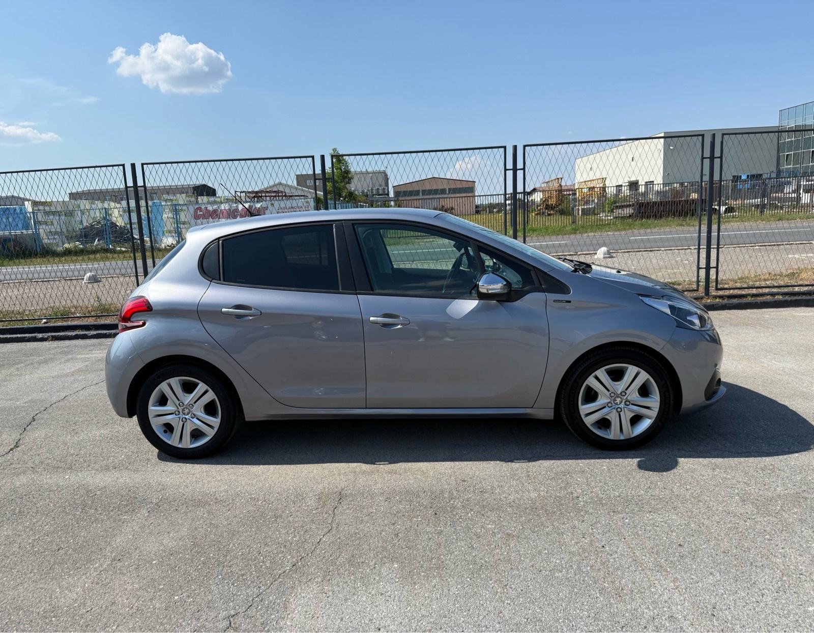 Peugeot 208 1,2 LEASING RATA 147€, NAVI, KLIMA, TEMP, GRATIS REG, fotografija 14