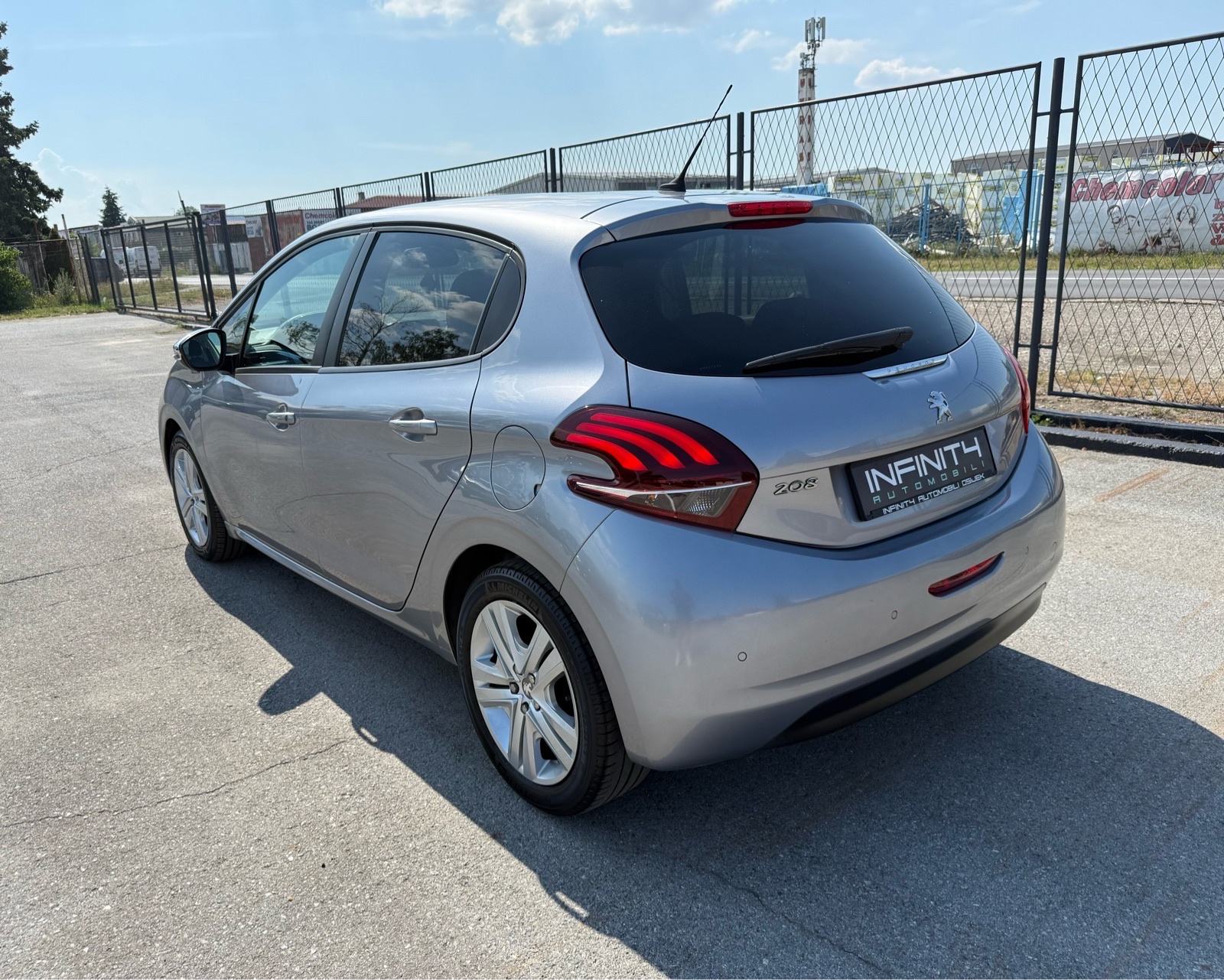 Peugeot 208 1,2 LEASING RATA 147€, NAVI, KLIMA, TEMP, GRATIS REG, fotografija 16