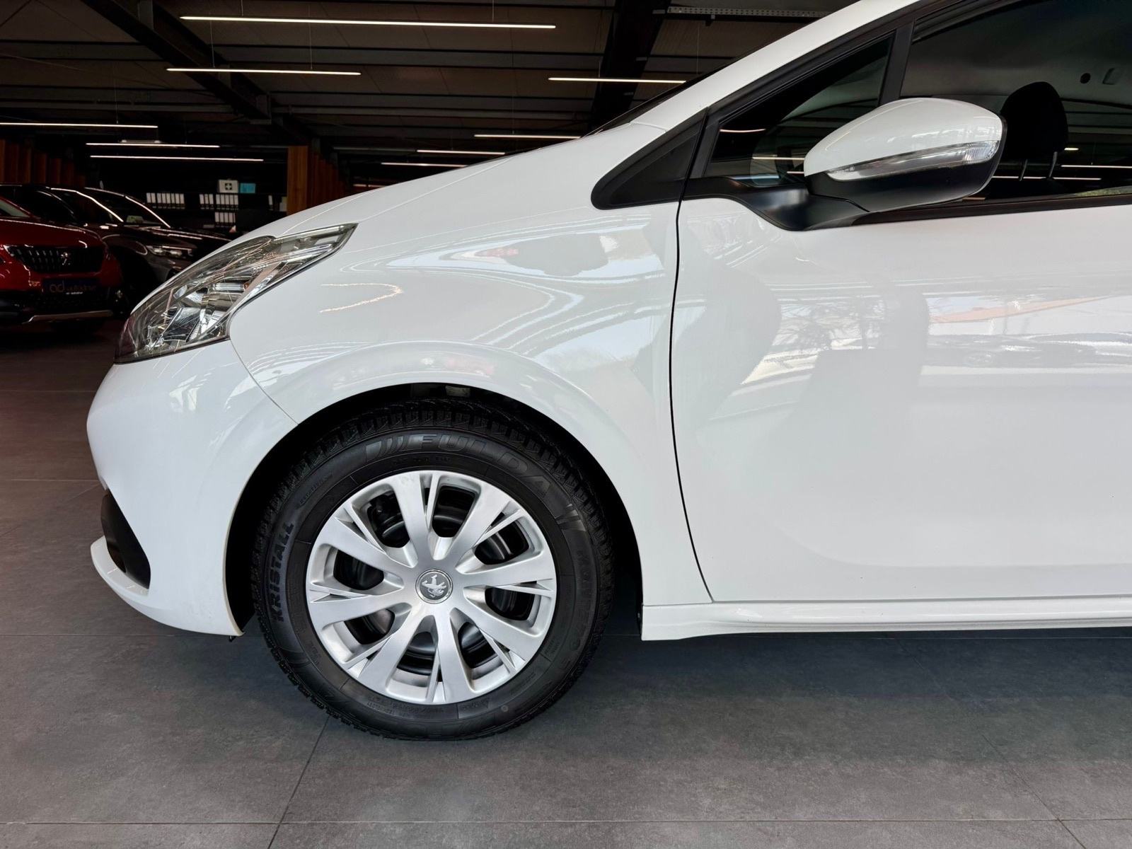 Peugeot 208 1,2 NAVIGACIJA • 63.000KM •LEASING RATA VEĆ OD: 157,00€, fotografija 10