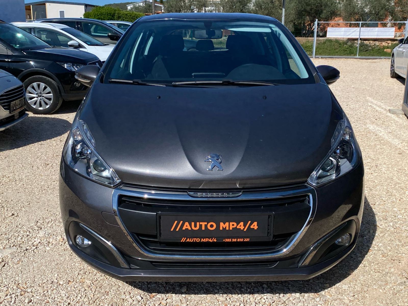 Peugeot 208 1,2 *** 5 EUR/DAN***PRILIKA, fotografija 3