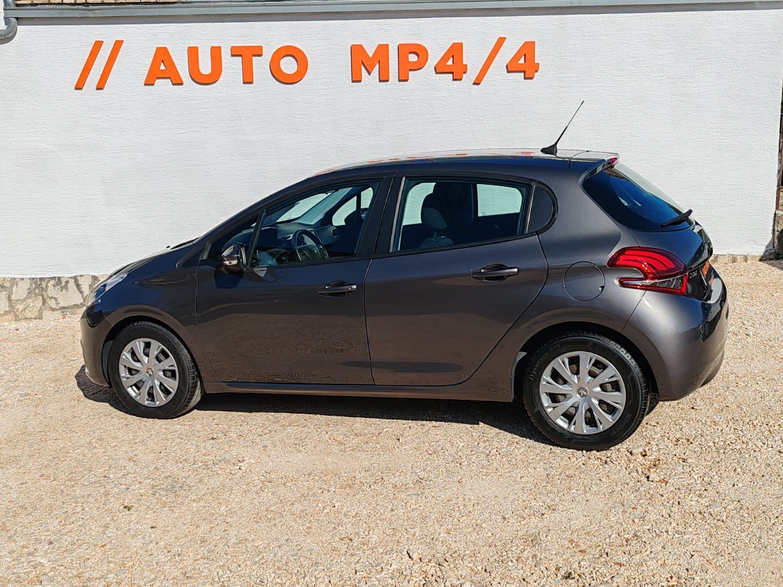 Peugeot 208 1,2 *** 5 EUR/DAN***PRILIKA, fotografija 8