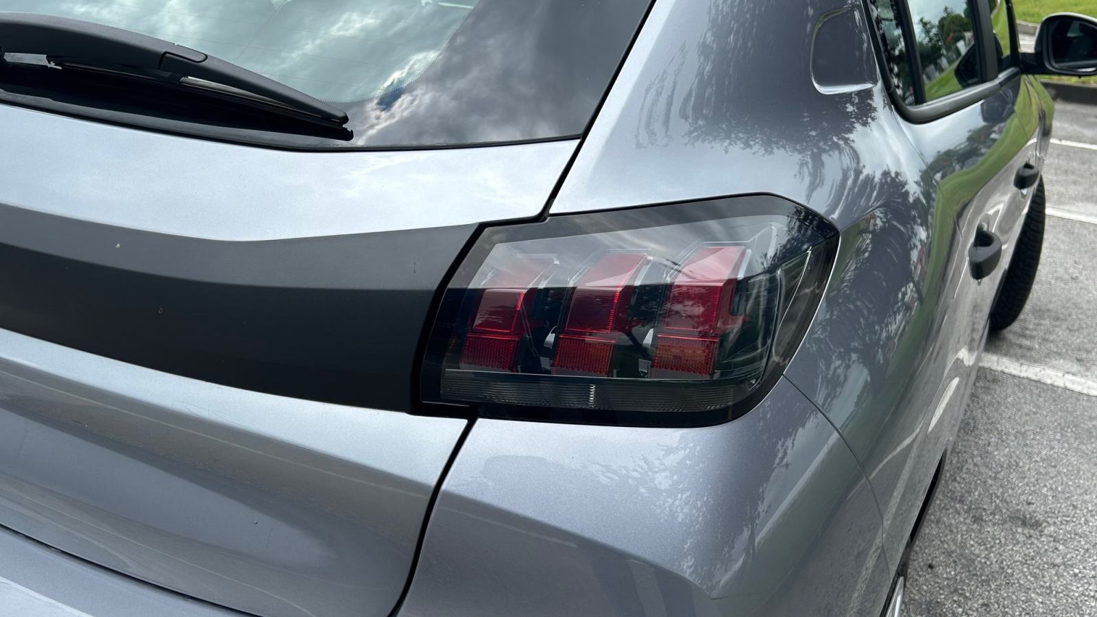 Peugeot 208 1,2 PureTech, fotografija 6