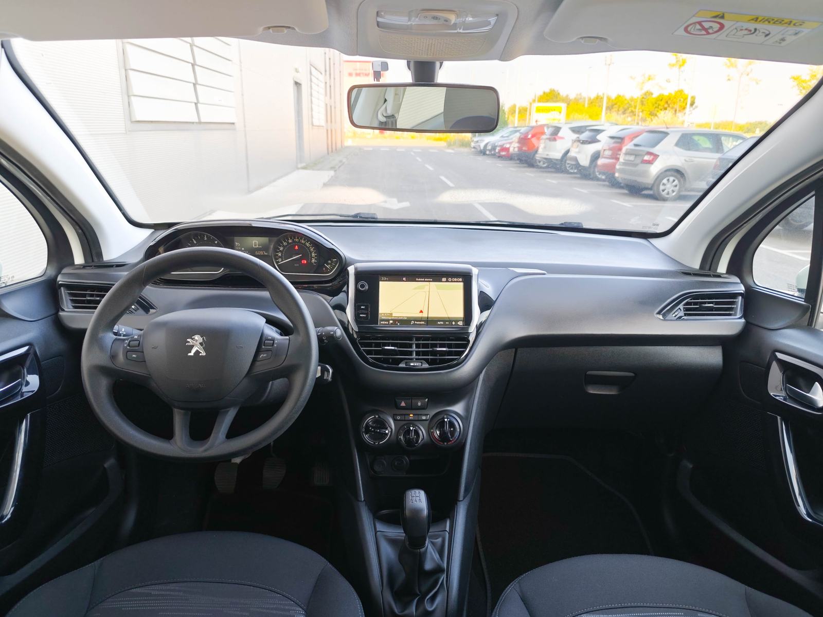 Peugeot 208 1,5 BlueHDi | Navi | Tempomat | Klima | JAMSTVO, fotografija 16