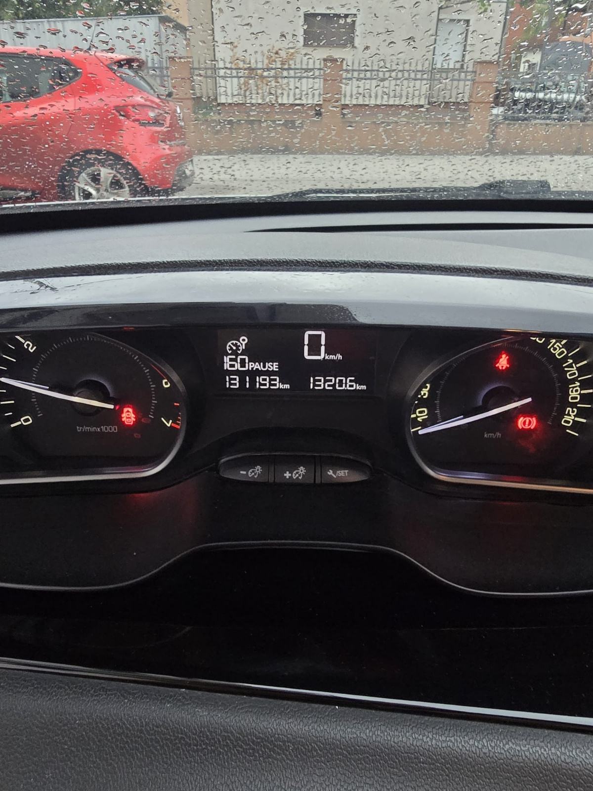 Peugeot 208 1,2 PureTech, fotografija 2