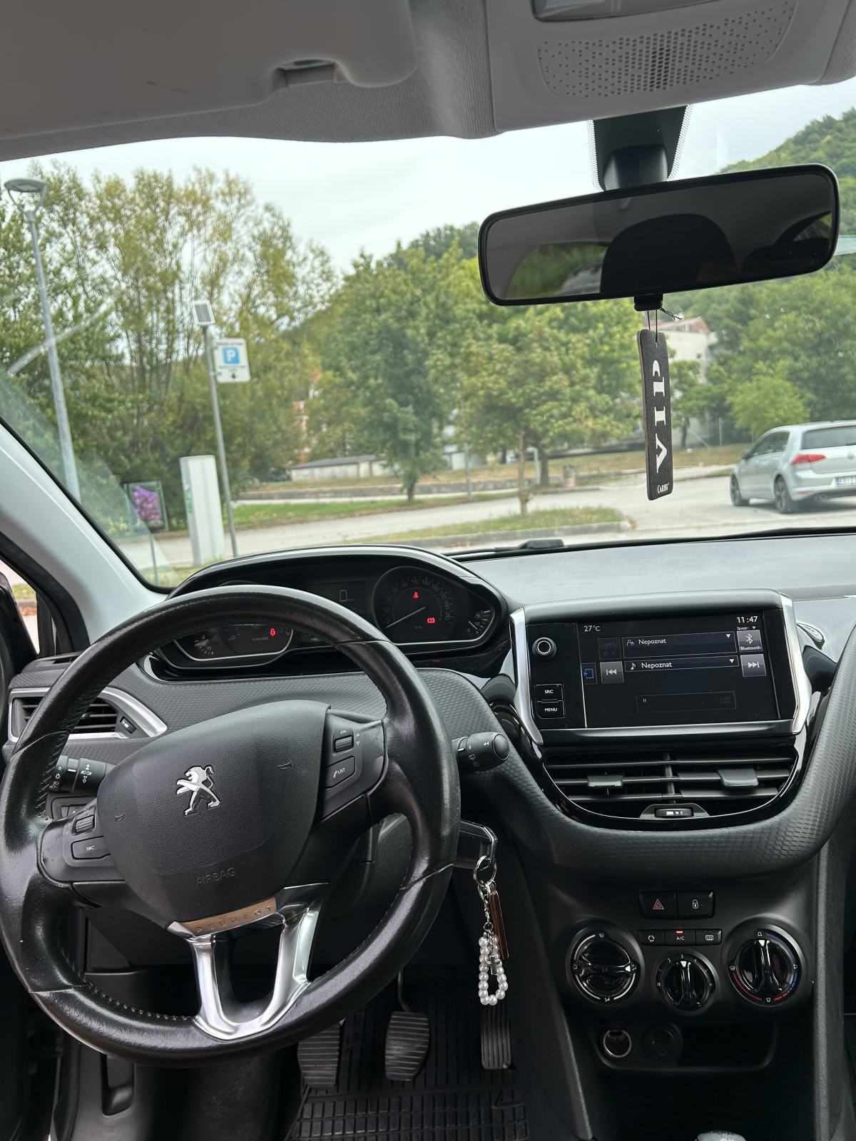 Peugeot 208 1,2 PureTech, fotografija 6