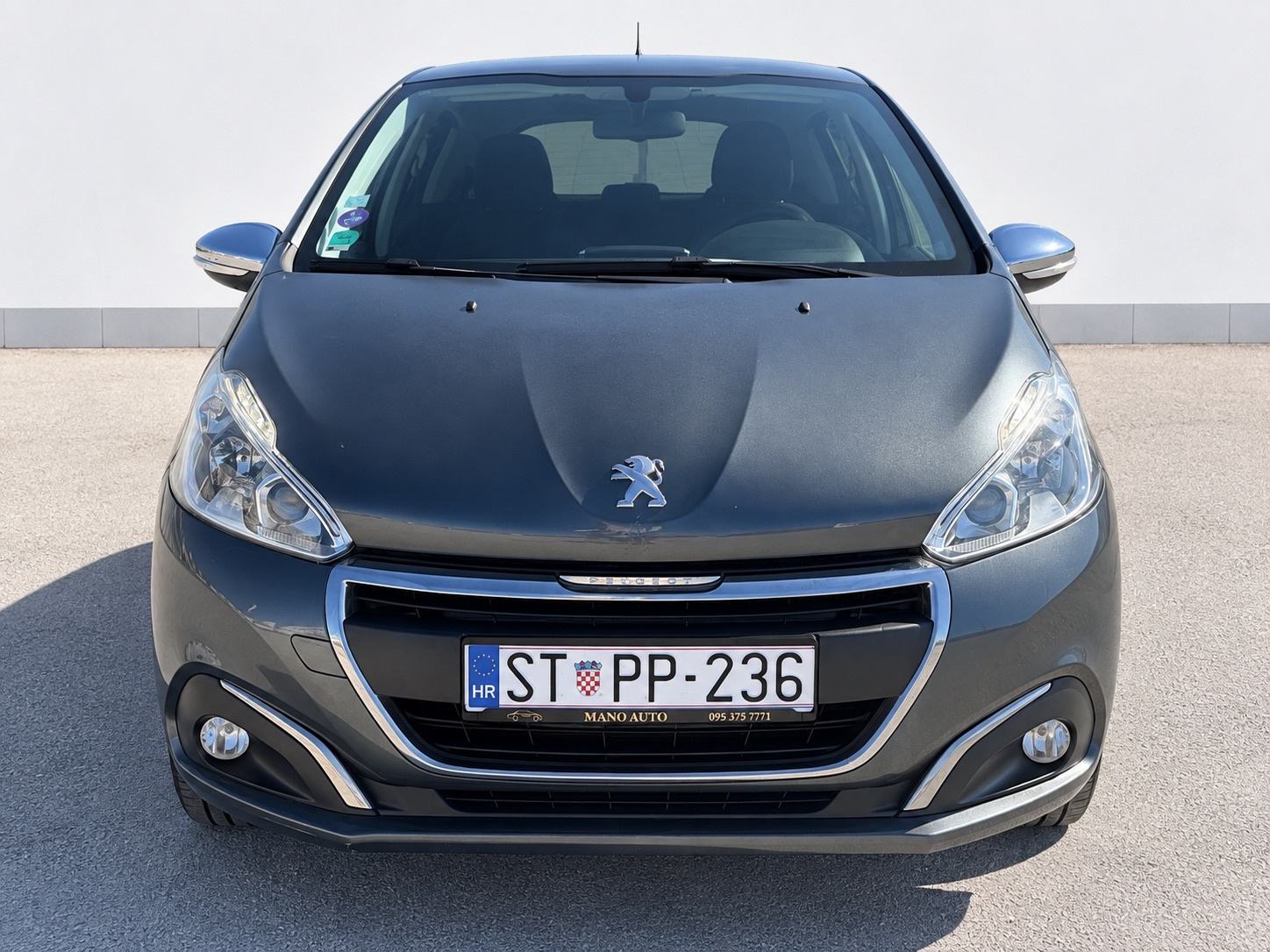 Peugeot 208 1.2 PureTech STYLE-JAMSTVO-PDC-NAVI-LED, fotografija 2