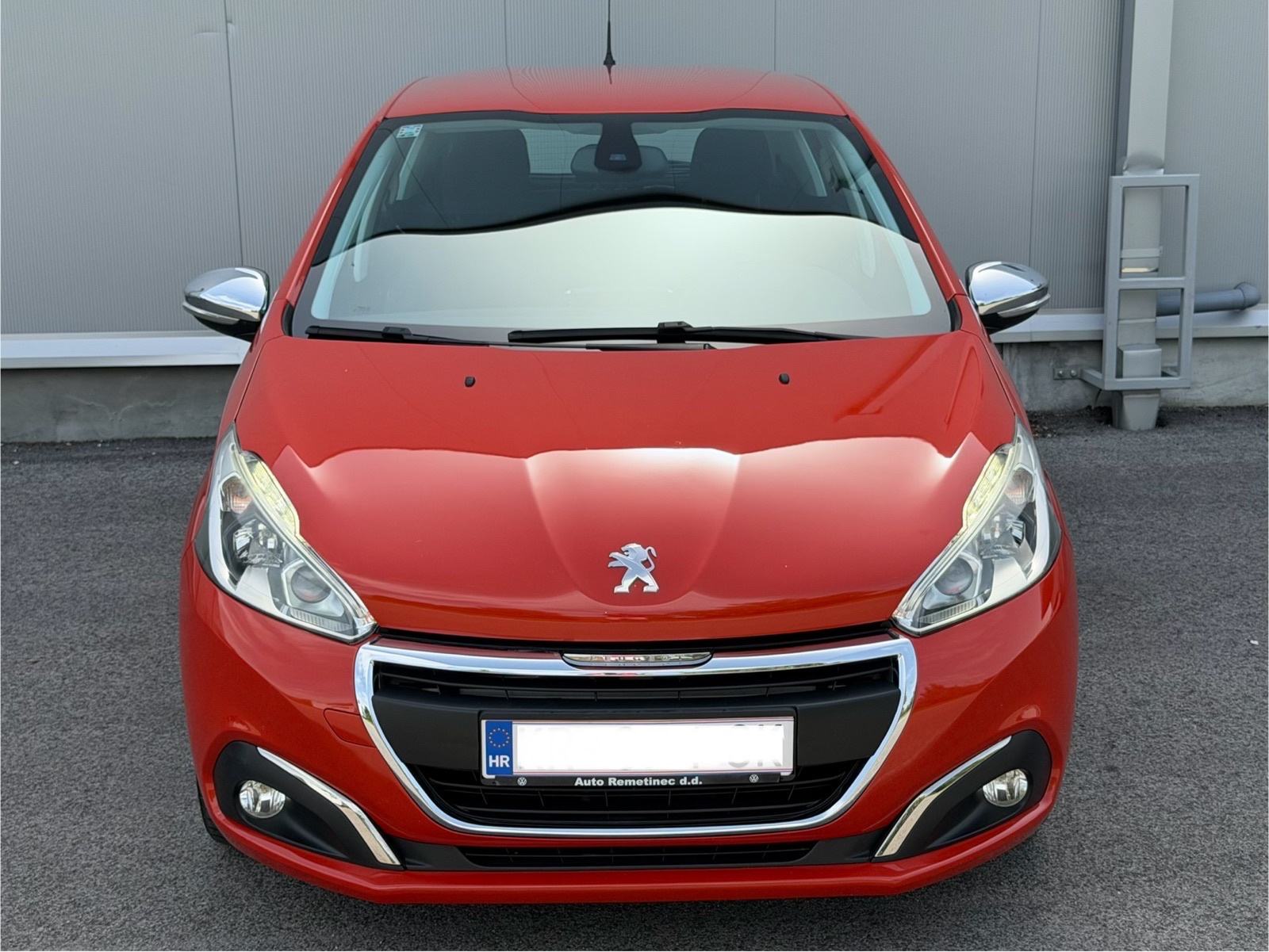 •PEUGEOT 208 1,2 REDIZAJN•FULL OPREMA,KAO NOVI•KAMERA••, fotografija 3