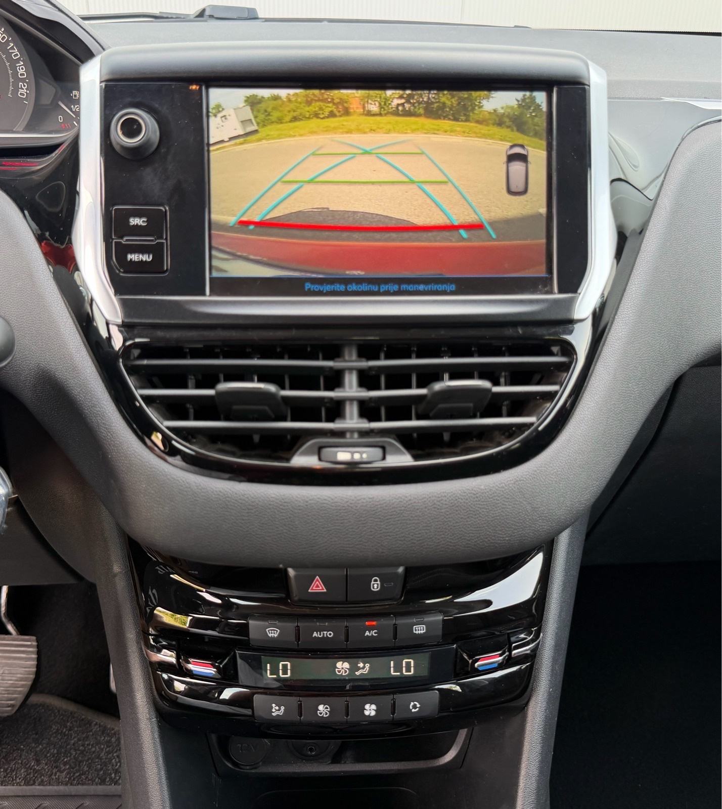 •PEUGEOT 208 1,2 REDIZAJN•FULL OPREMA,KAO NOVI•KAMERA••, fotografija 10