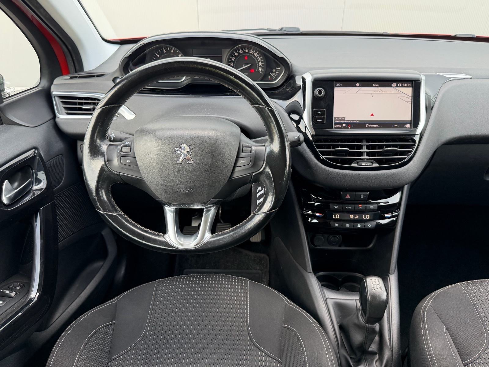 •PEUGEOT 208 1,2 REDIZAJN•FULL OPREMA,KAO NOVI•KAMERA••, fotografija 9