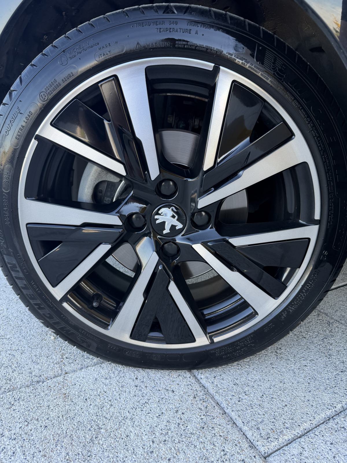 Peugeot 208 1,2 GT automatik, virtual, kamera, fotografija 15