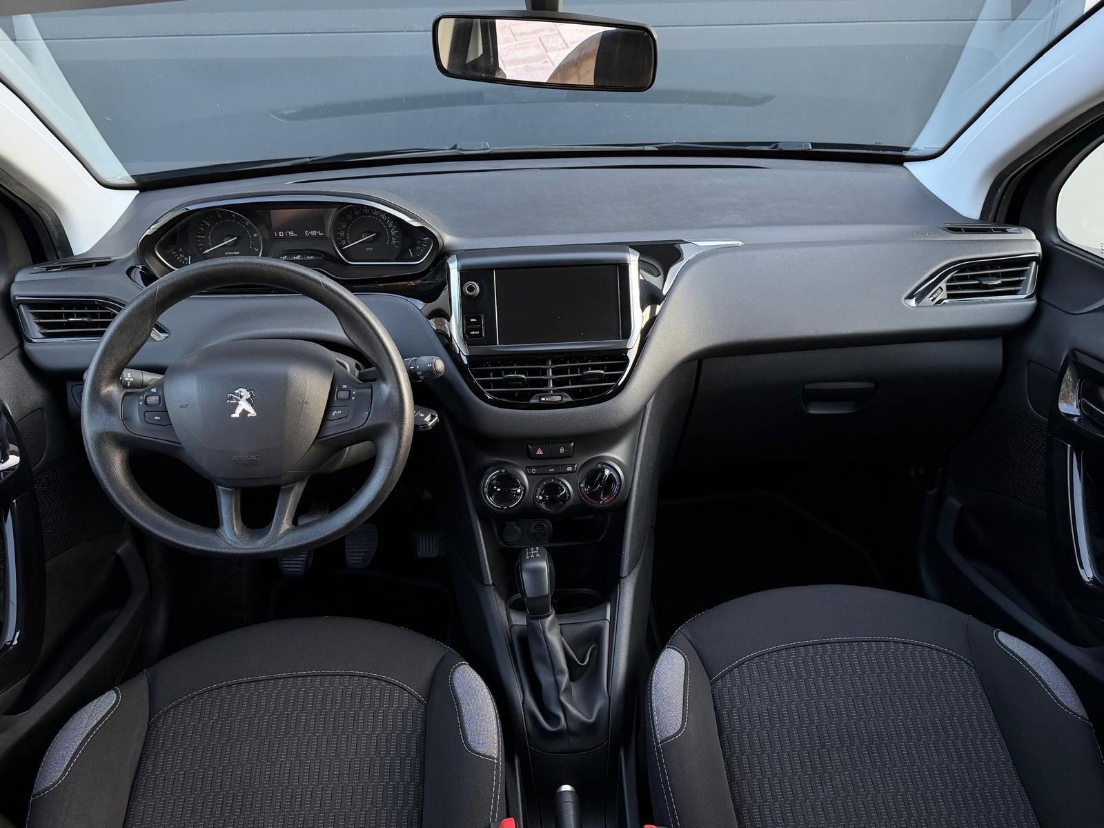 Peugeot 208 1,2 VTi Active, fotografija 9