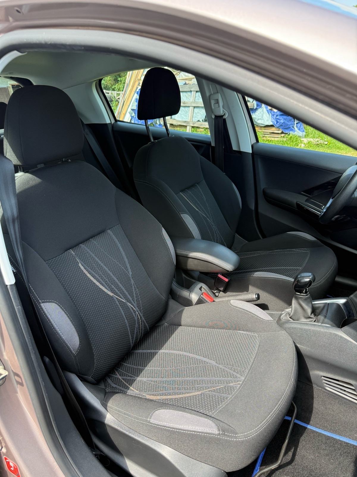 Peugeot 208 1,2 VTi, fotografija 10